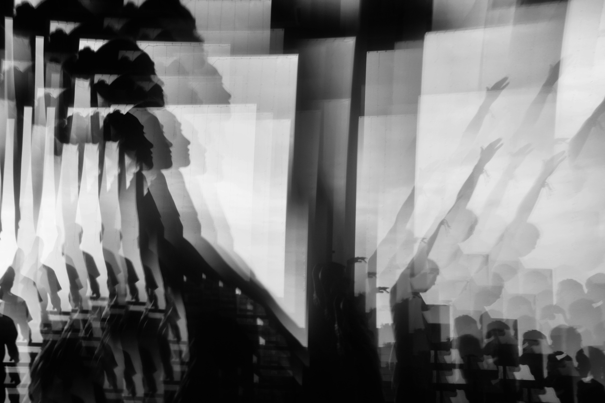 ‭• Движение света в пути. VITA · visual therapy arts