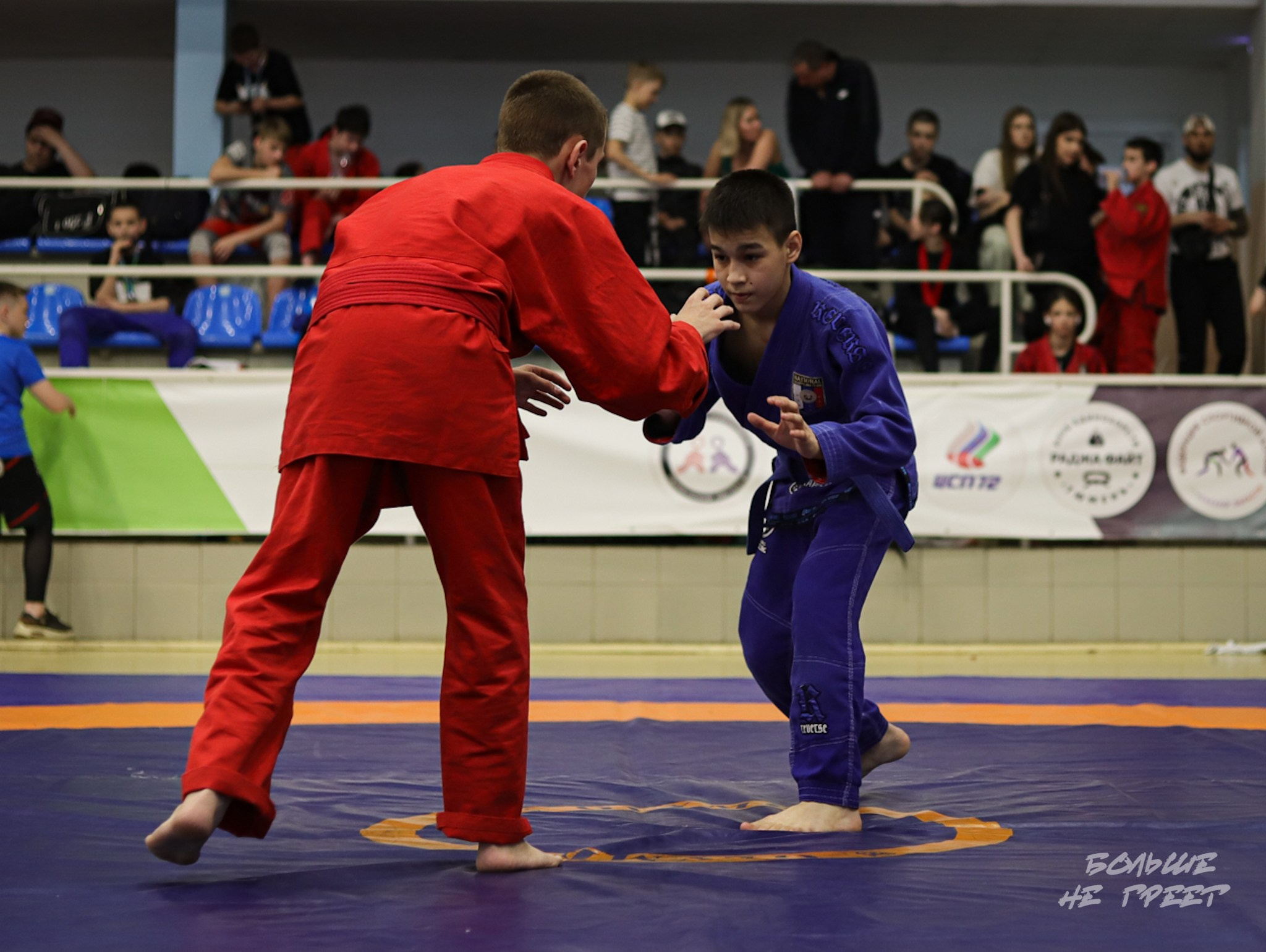 ПЕРВЕНСТВО УРФО ПО СПОРТИВНОЙ БОРЬБЕ ГРЭППЛИНГ И ГРЭППЛИНГ-ГИ. Больше не греет