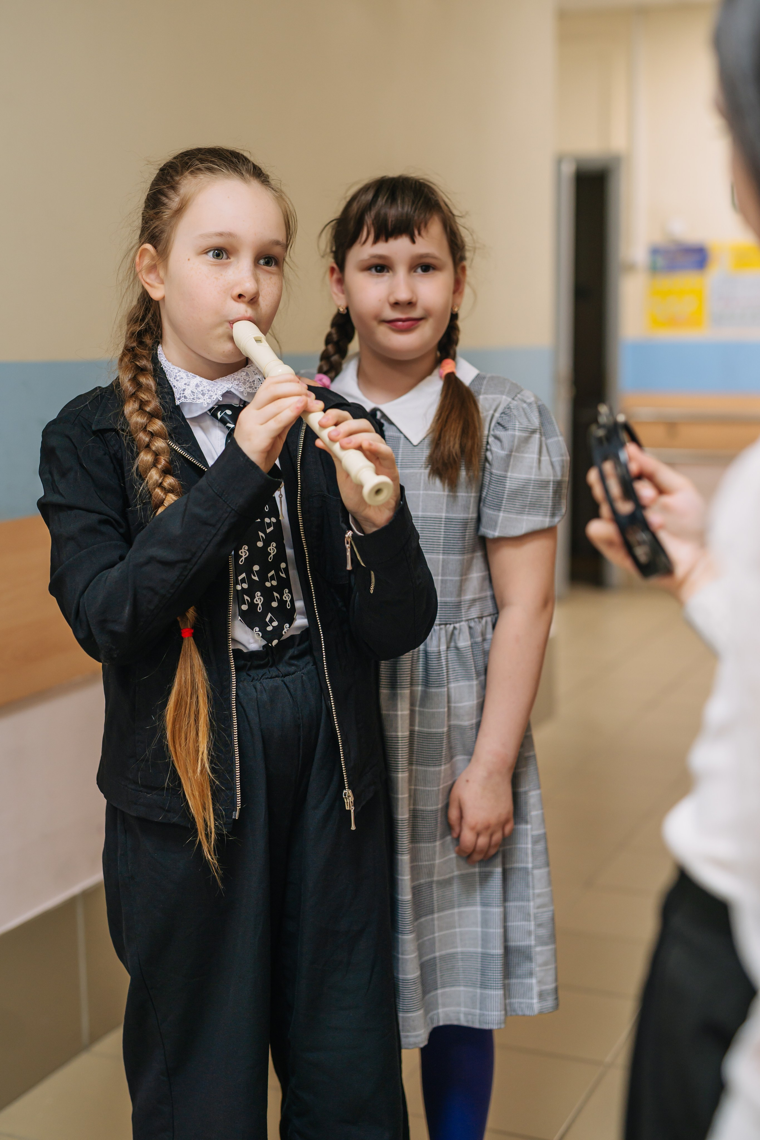 4 класс. Школьные альбомы и альбомы для детского сада. Юлия Осипова. Москва