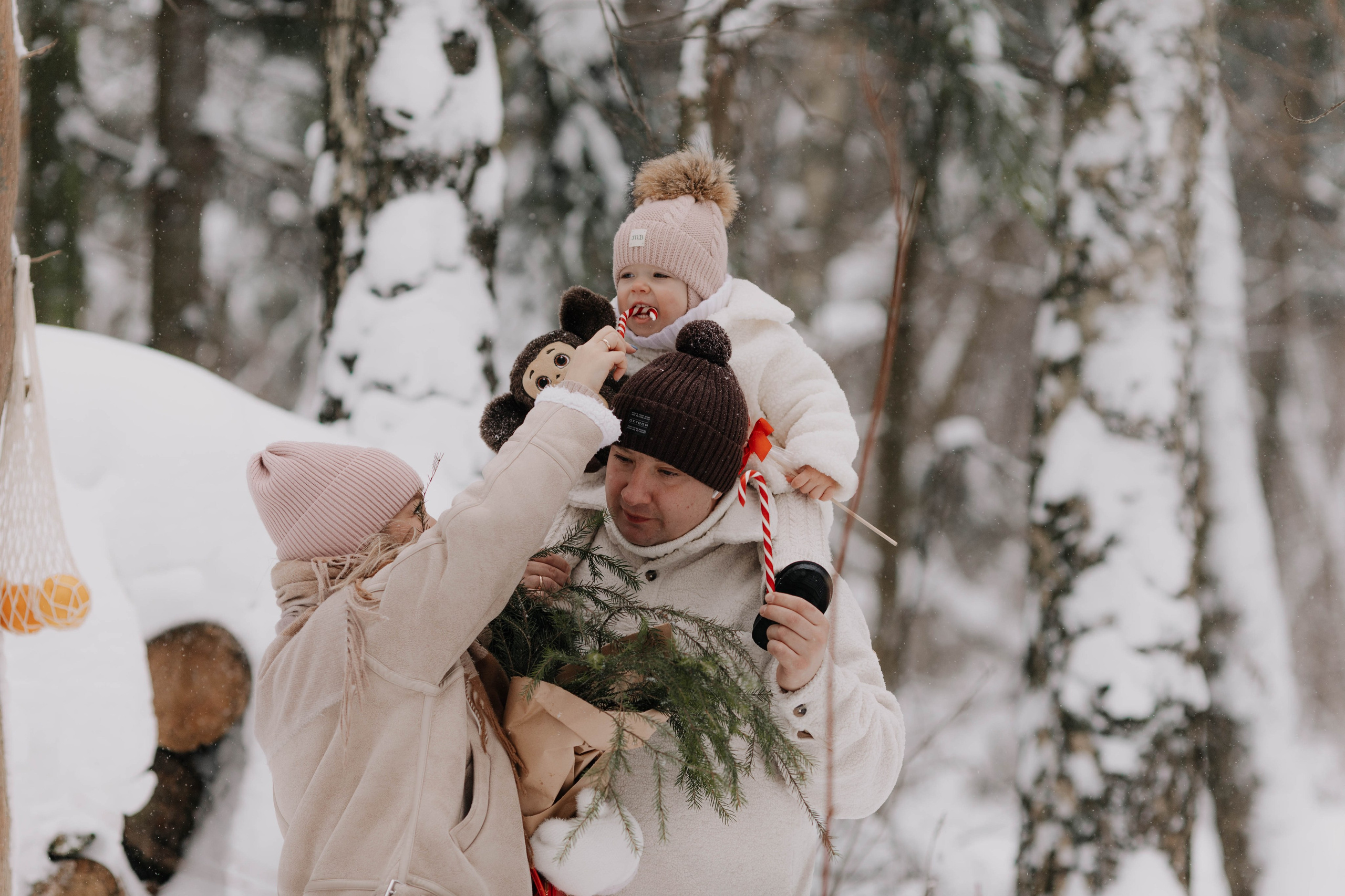 Лиля и семья Зимняя прогулка в лесу. Семейный и свадебный фотограф Видное Москва Екатерина Пятова