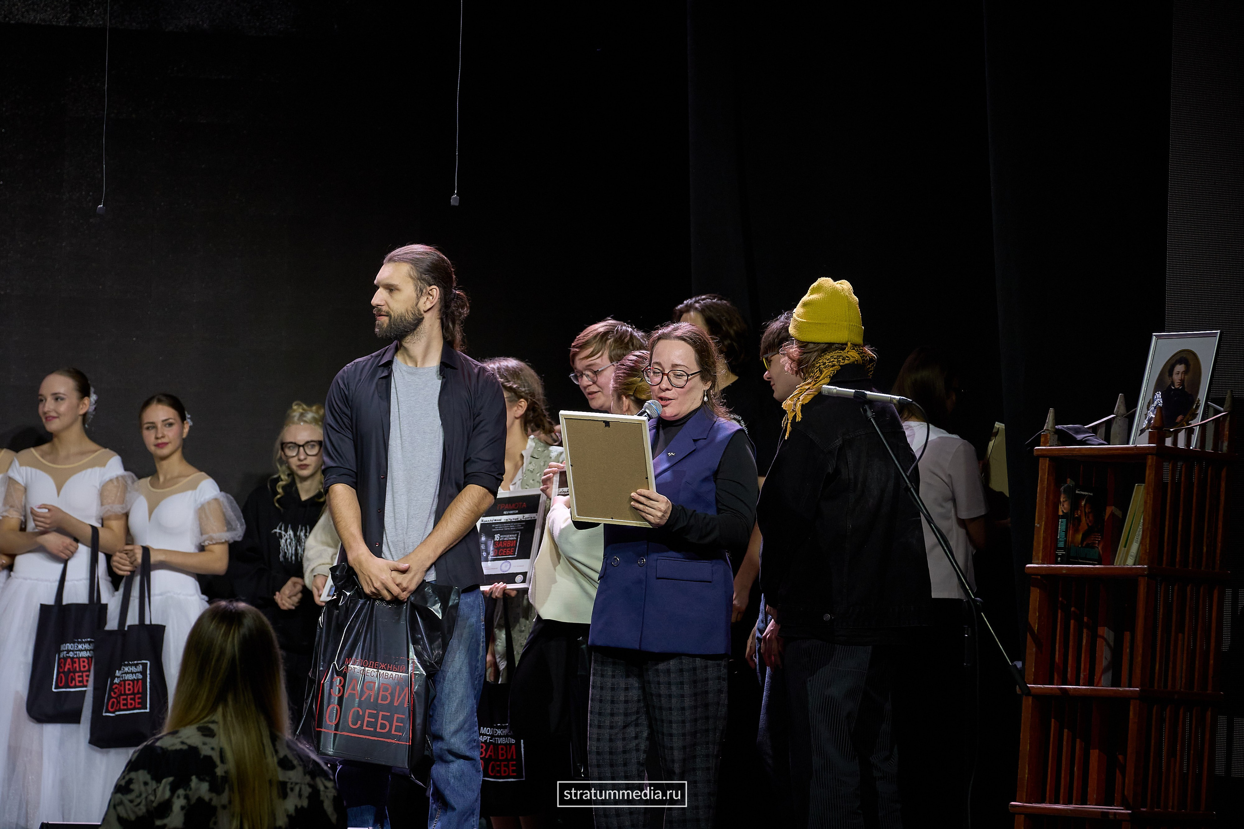 Заяви о себе: Театр, проза и поэзия (фото stratummedia.ru). Stratum Media — Фото-Видео Съемки