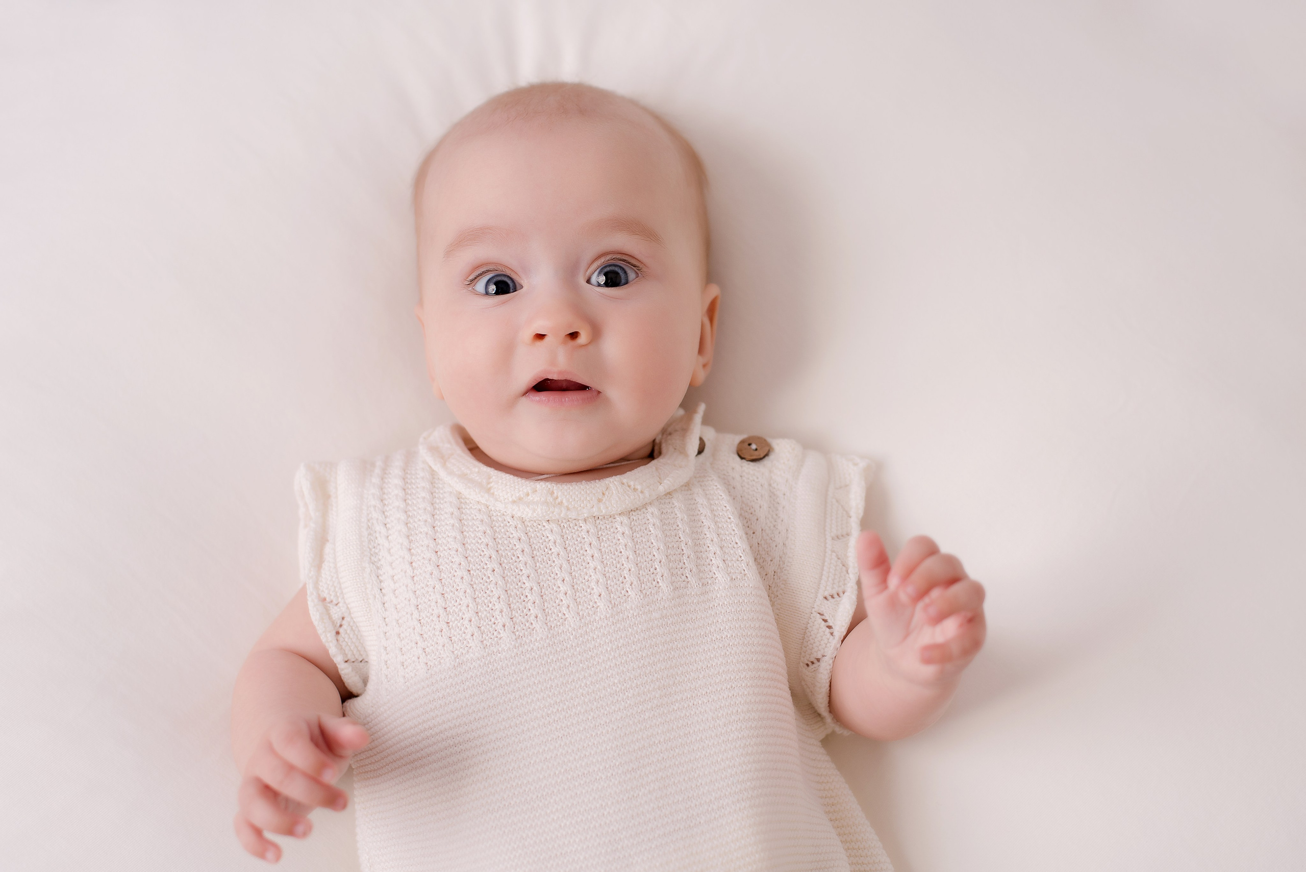 София 4 месяцев. Детский фотограф в Долгопрудном и Москве