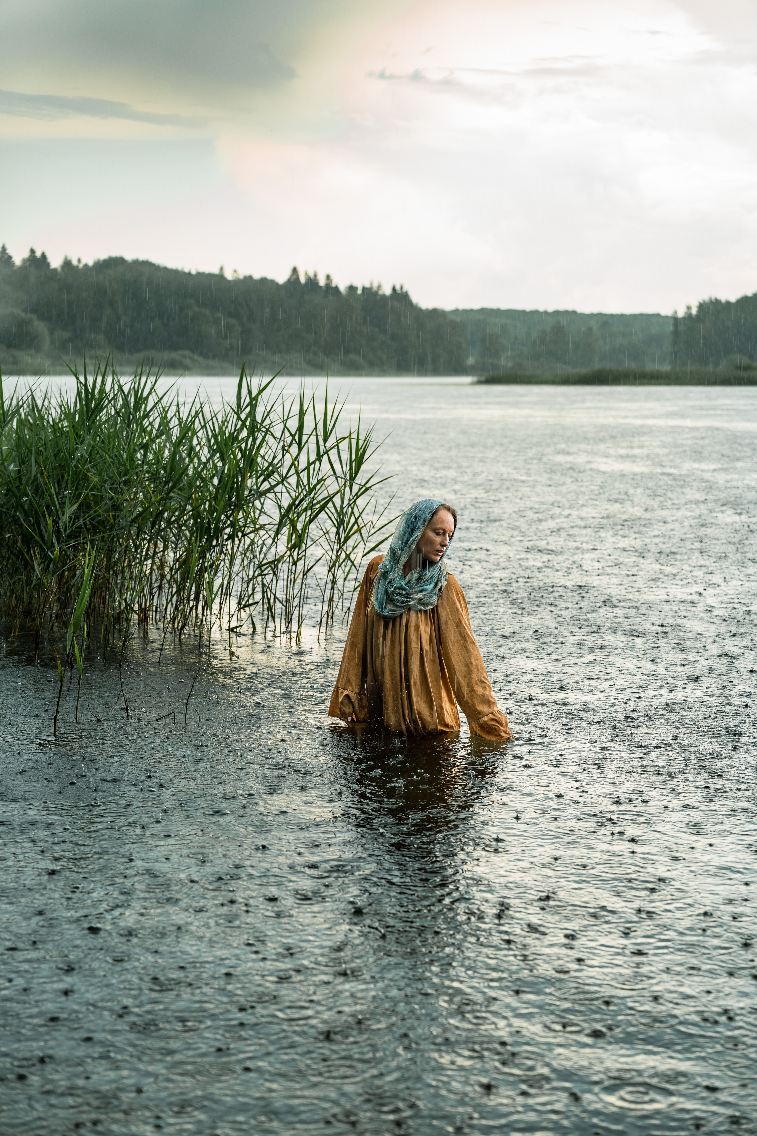 Женский портрет на природе
