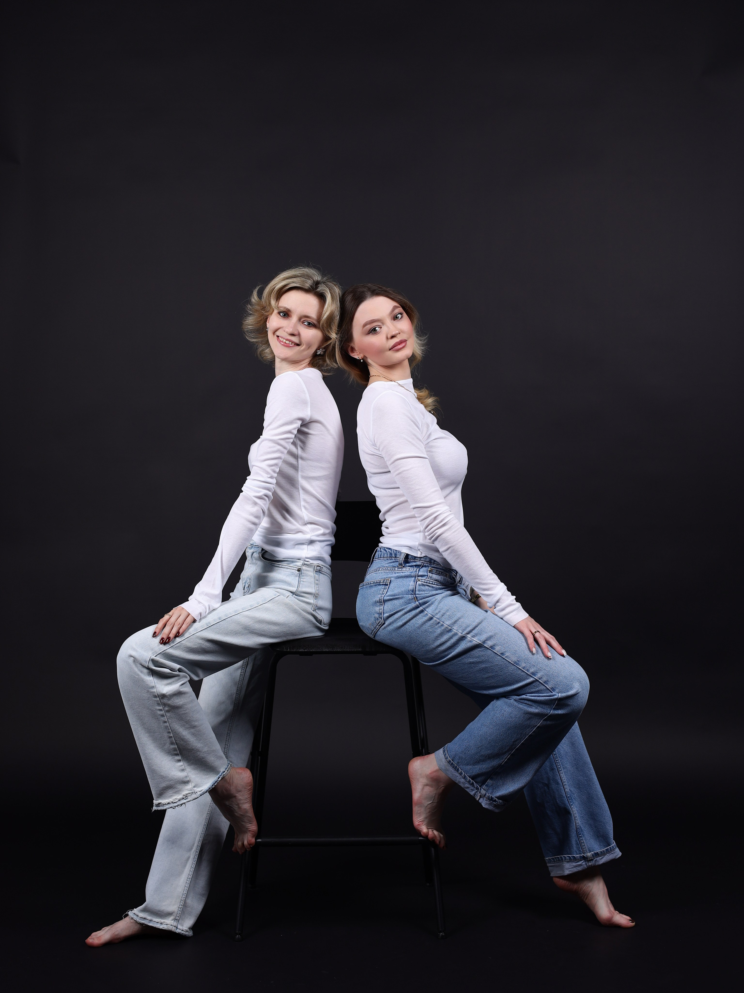 Дарья и Анна. Фотостудия без фотографа Чехов. Первая студия автопортрета в Чехове