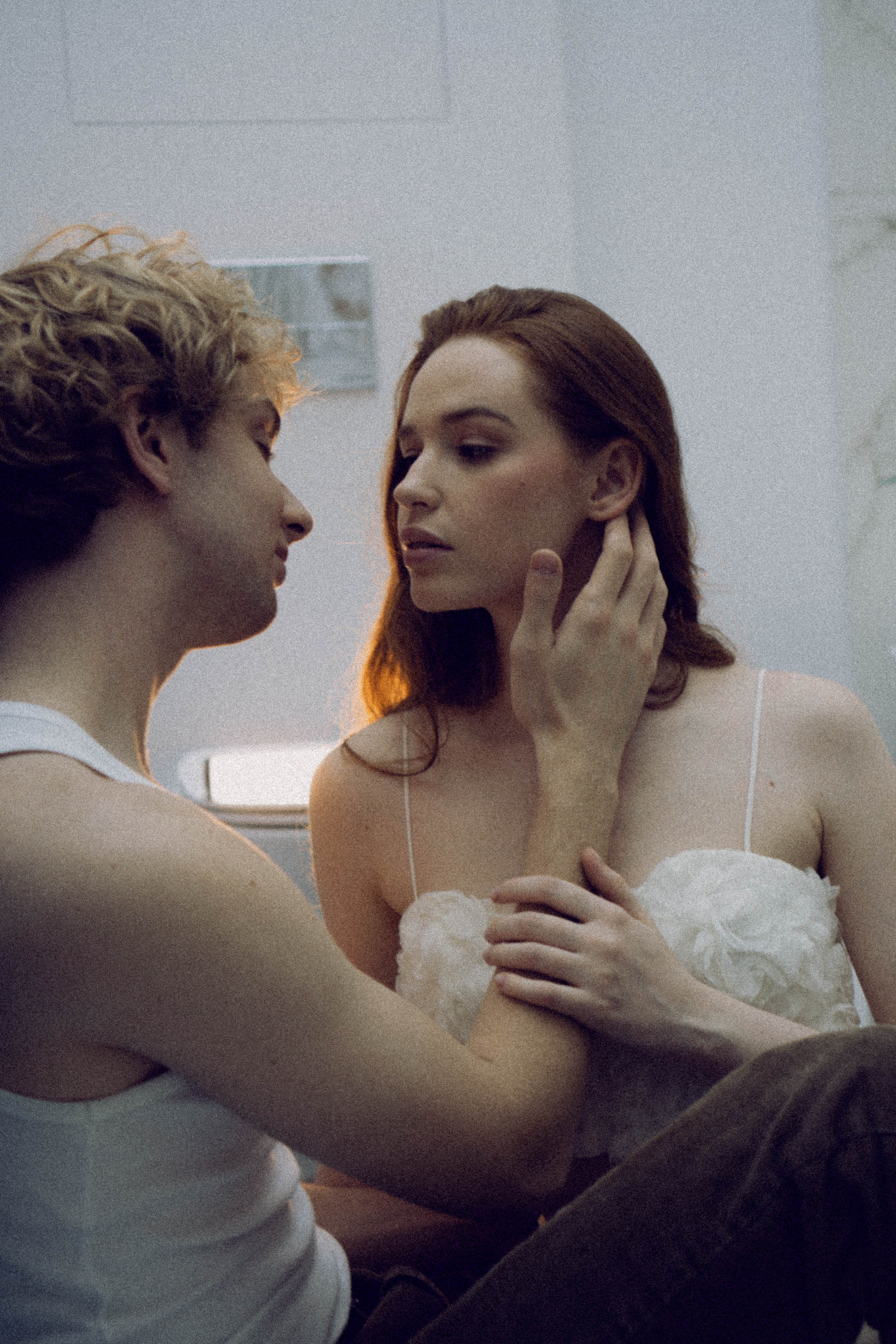 СВАДЕБНАЯ СЬЕМКА В ОТЕЛЕ. СБОРЫ ЖЕНИХА И НЕВЕСТЫ И ТАКЖЕ ТОР И ПОДГОТОВКА К ПРОГУЛКЕ. Профессиональный фотограф, Санкт-Петербург — Виктория Богомолова