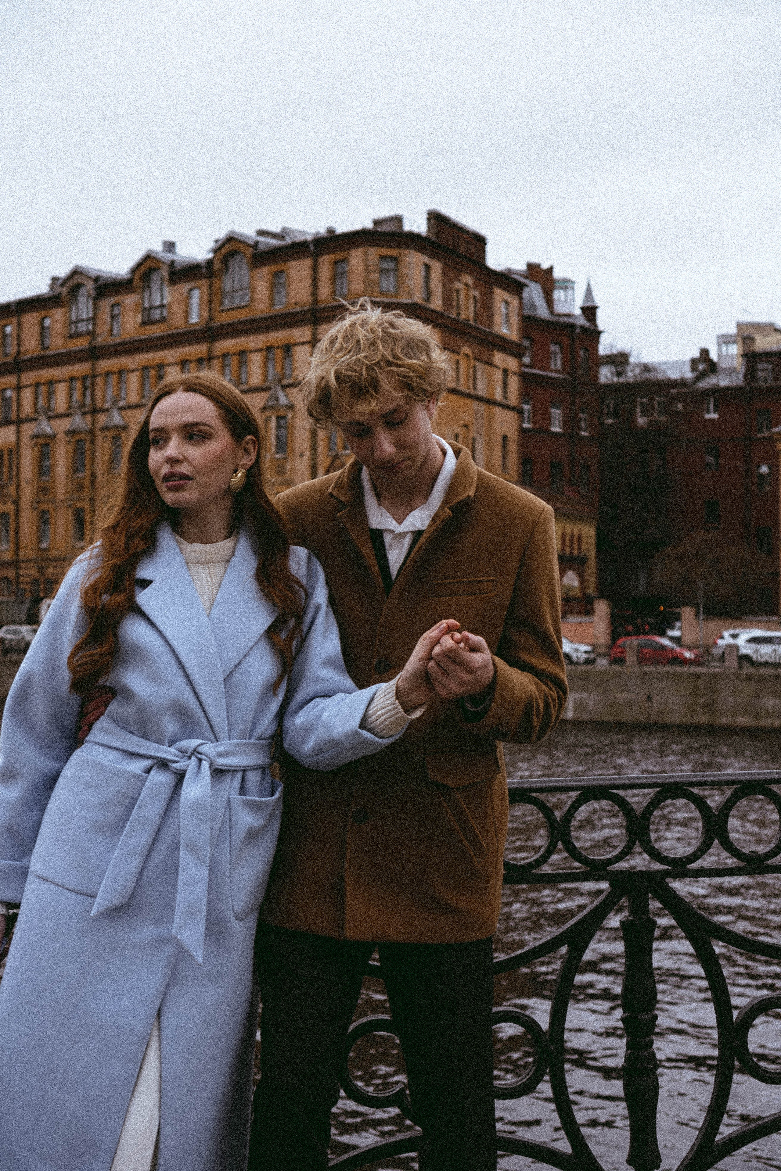 СВАДЕБНАЯ СЬЕМКА В ОТЕЛЕ. СБОРЫ ЖЕНИХА И НЕВЕСТЫ И ТАКЖЕ ТОР И ПОДГОТОВКА К ПРОГУЛКЕ И ПРОГУЛКА ПО ПЕТРОГРАДКЕ. Профессиональный фотограф, Санкт-Петербург — Виктория Богомолова