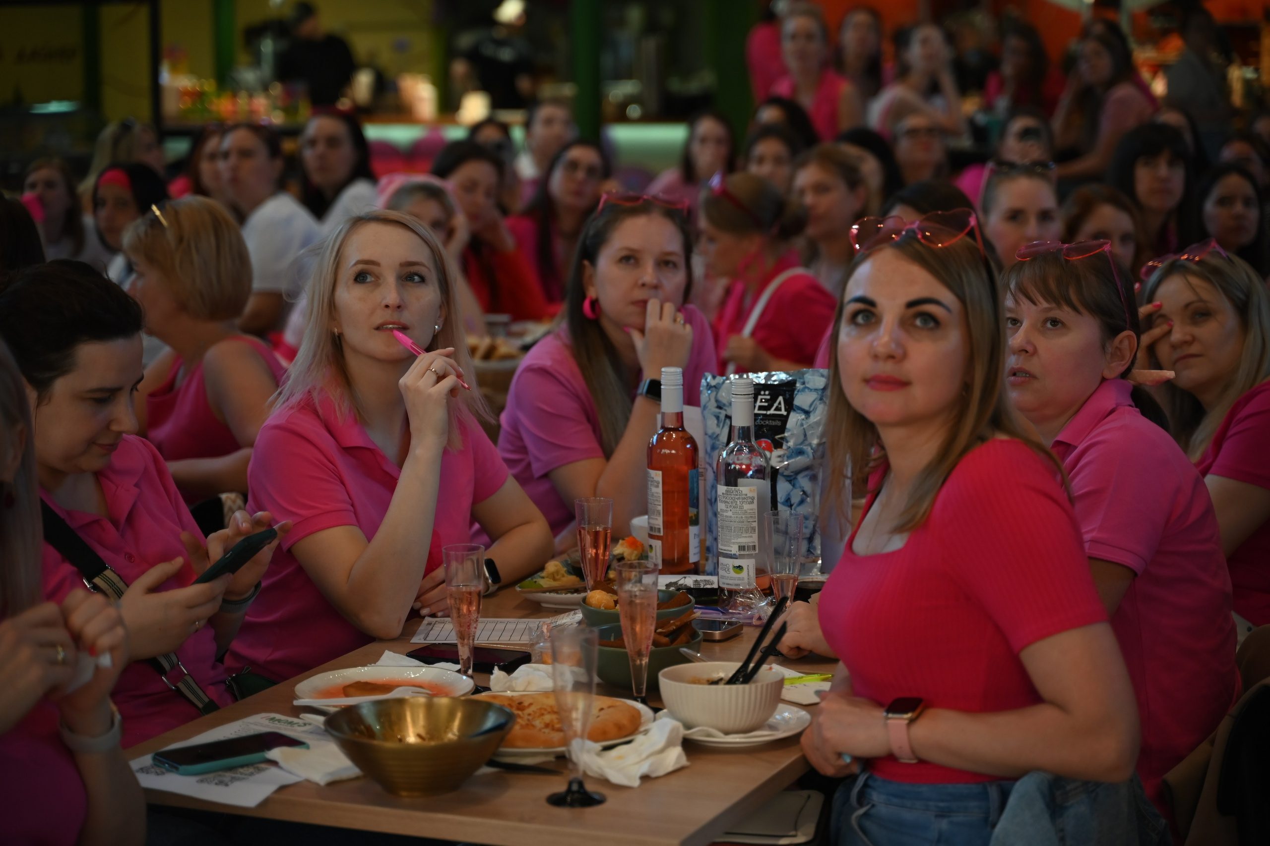 Игра IMOM'S в розовом. Фотограф в Санкт-Петербурге