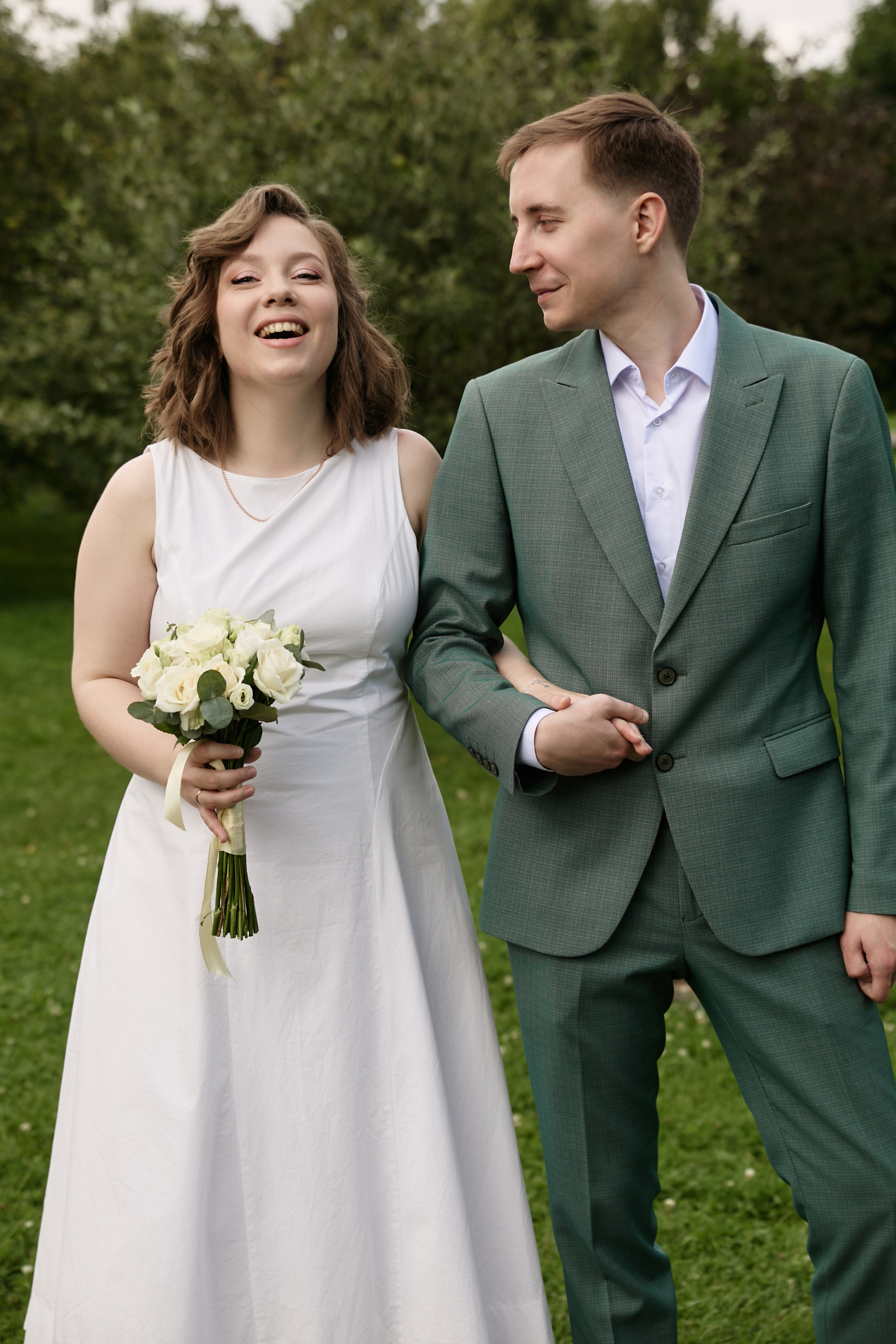 Анонс, свадебная съёмка Александра и Анастасии. Роспить — дворец каря Алексея Михайловича в парке Коломенское, прогулка Коломенское. Фотограф и свадебный фотограф в Москве