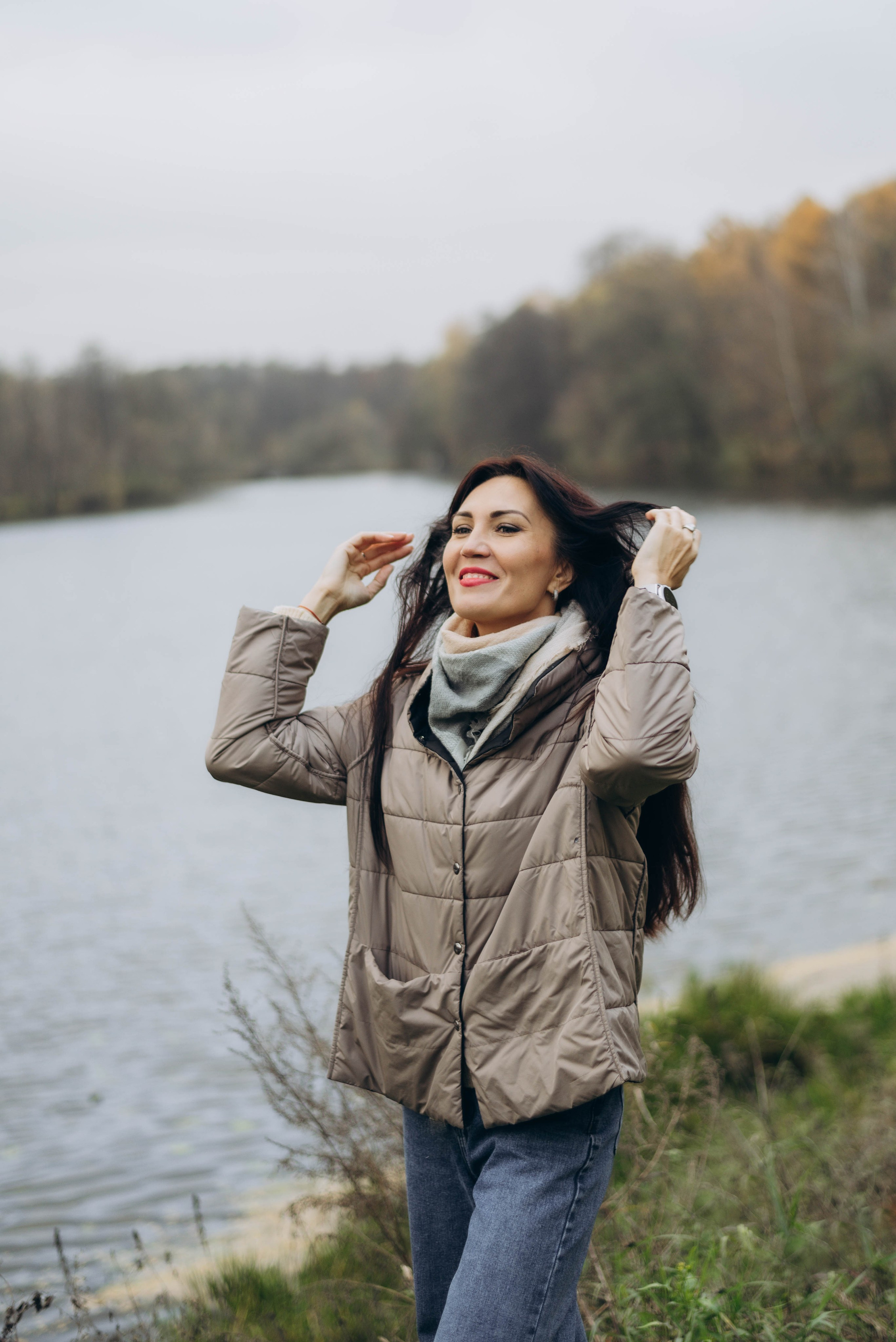 Прогулочная фотоссесия для девушки в парке. Семейный фотограф в Железнодорожном Масаева Елена