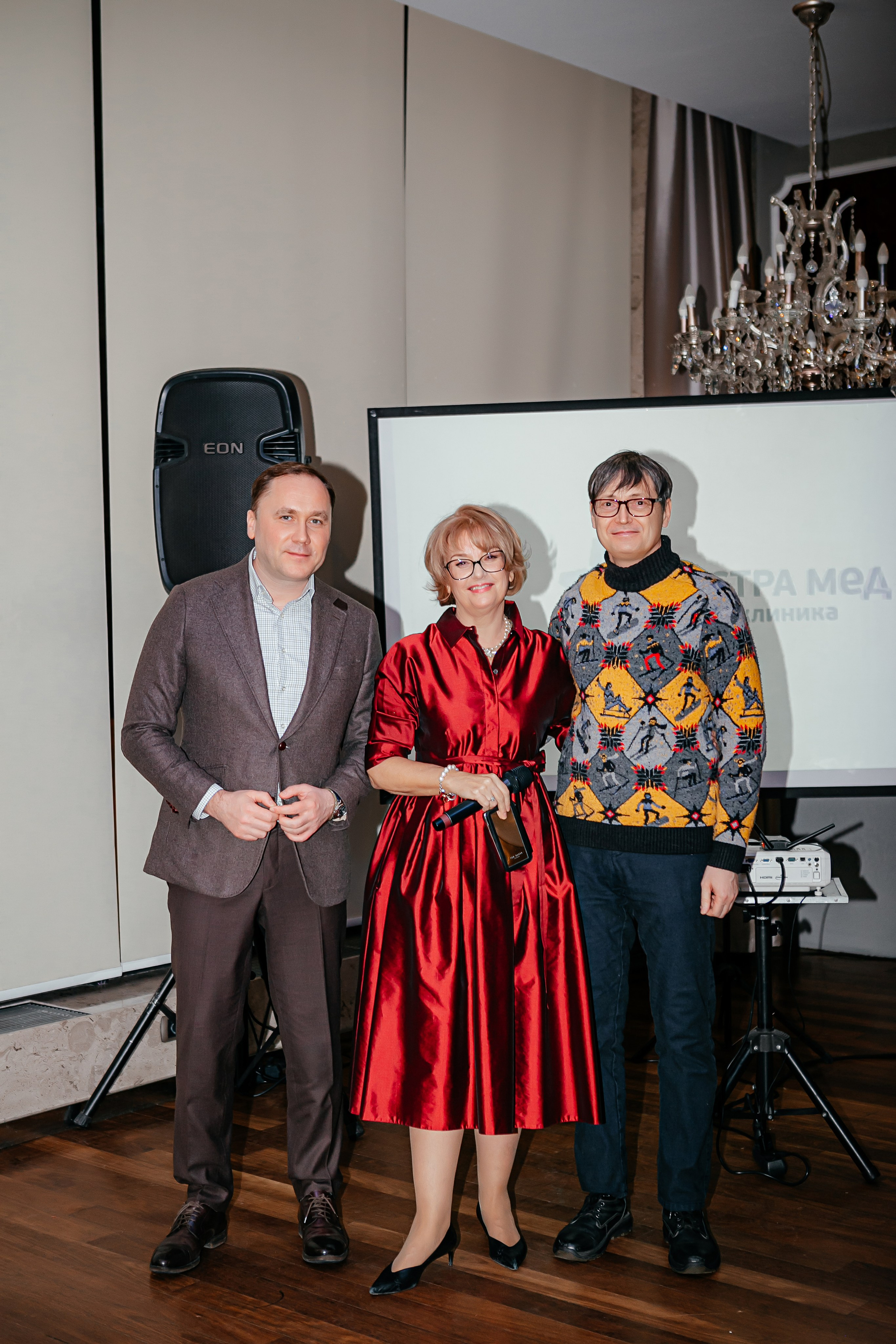 Новогодний корпоратив Астрамед. Контент фотограф, съемка для маркетплейсов, фуд съемка и репортажи в Новосибирске Ралия Галеева