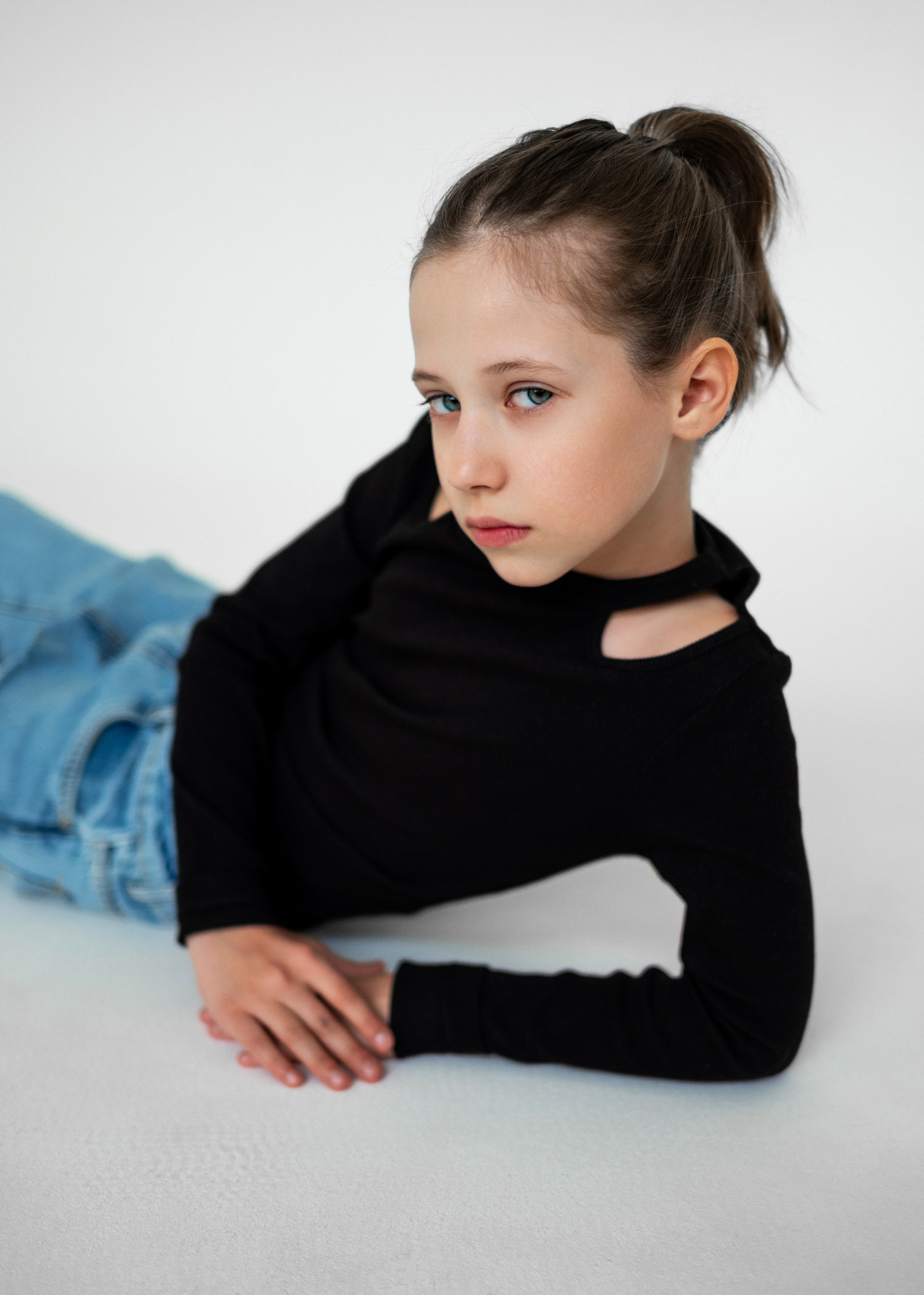 Модельное портфолио. Фотограф Москва Виктория Вишневская актерское / модельное портфолио