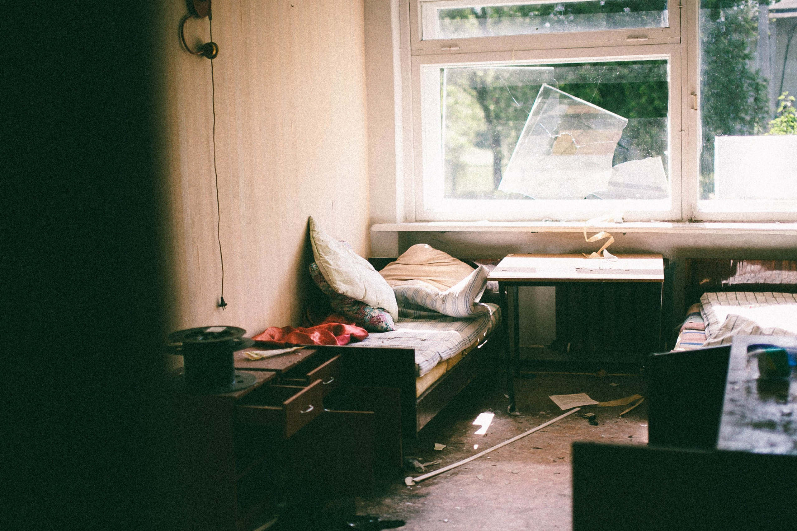 Летняя поездка, или как мы посетили заброшенный лагерь. Главная