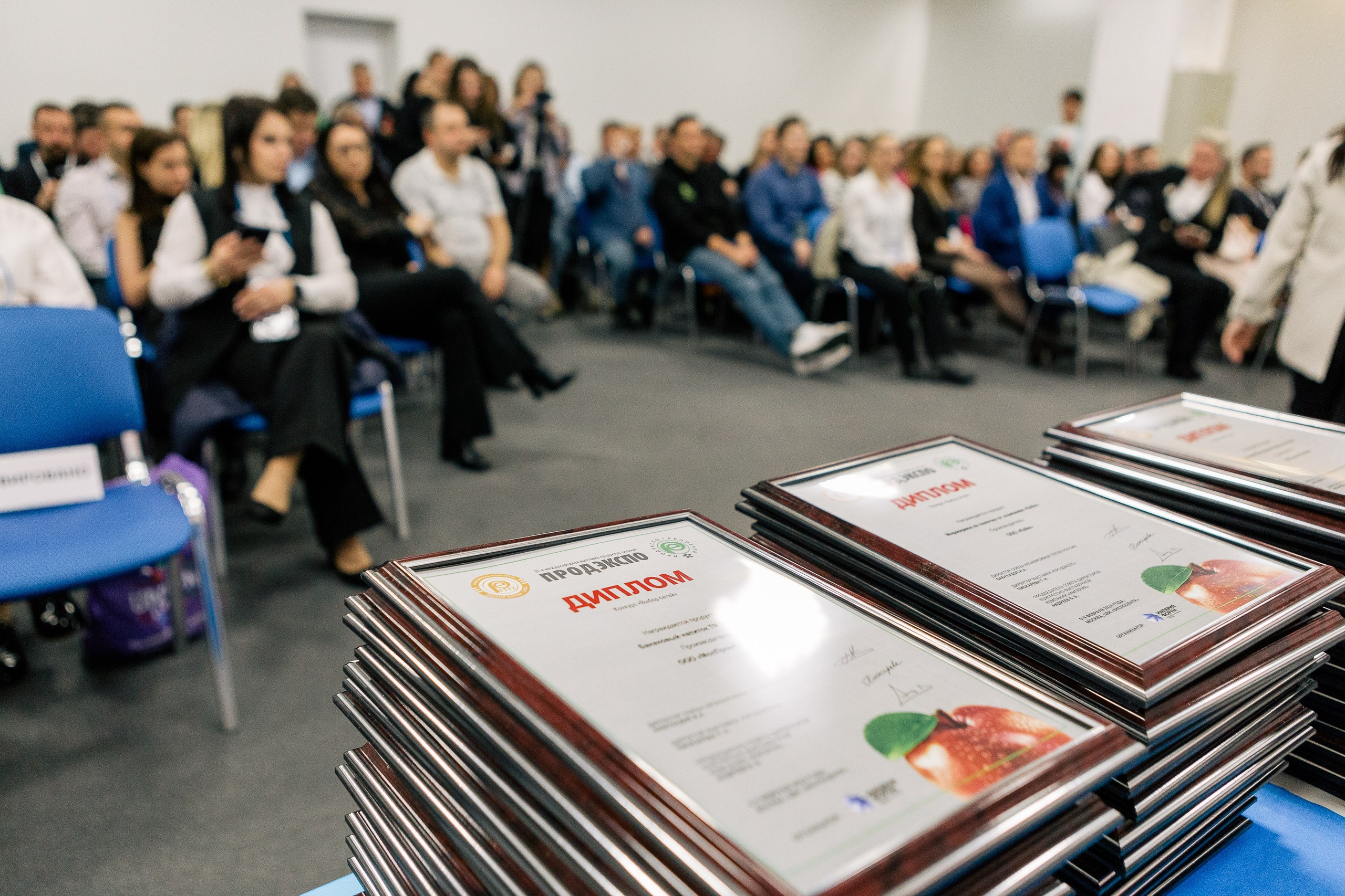 Деловые репортажи. VICTOR SAPOZHNIKOV