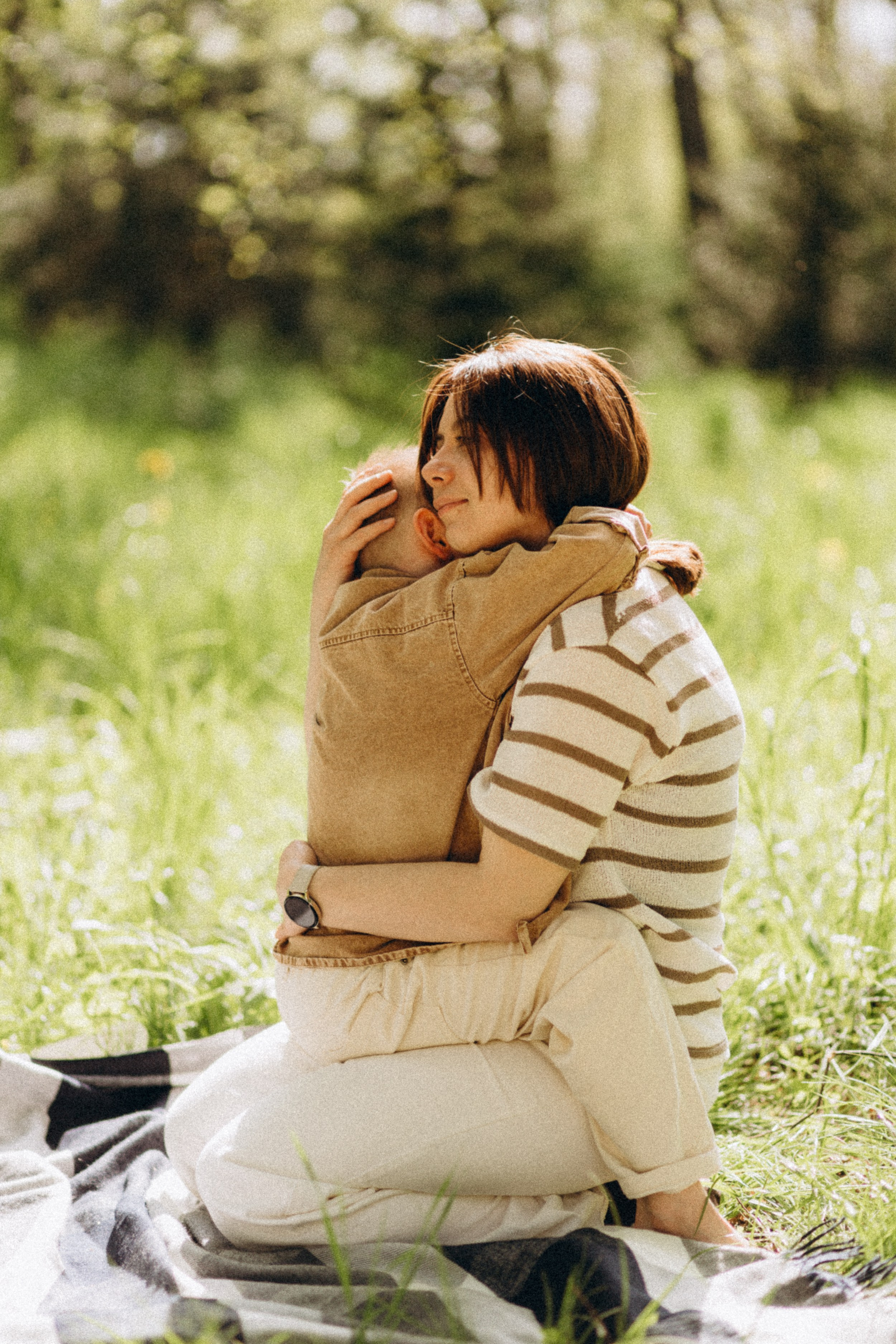 Пикник мама и сын. Krylovaphoto