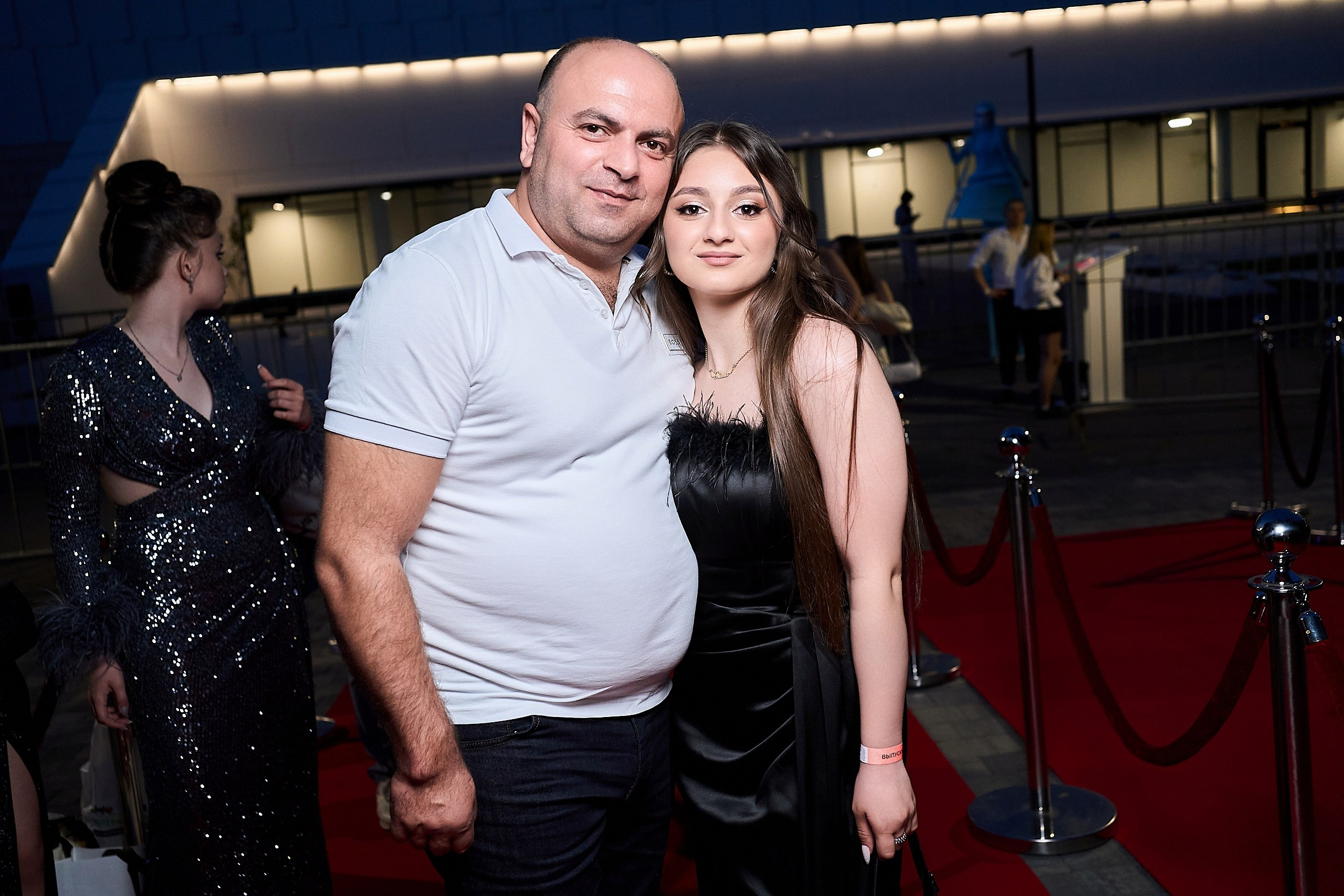 Выпускной 2024 концертный зал Академия ВТБ. Фотограф и Видеограф в Москве. Олег Корушев