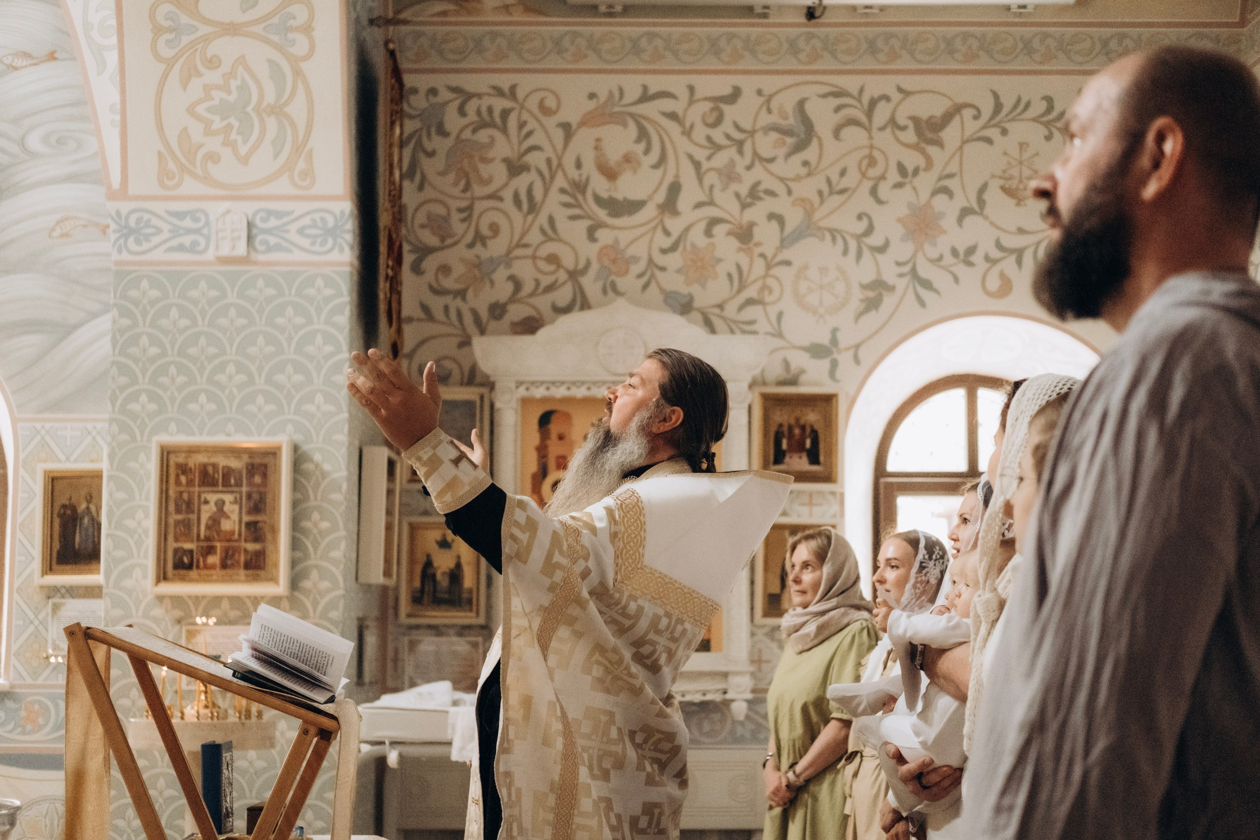 Таинство Крещения в Храме Луки Крымского. Главная