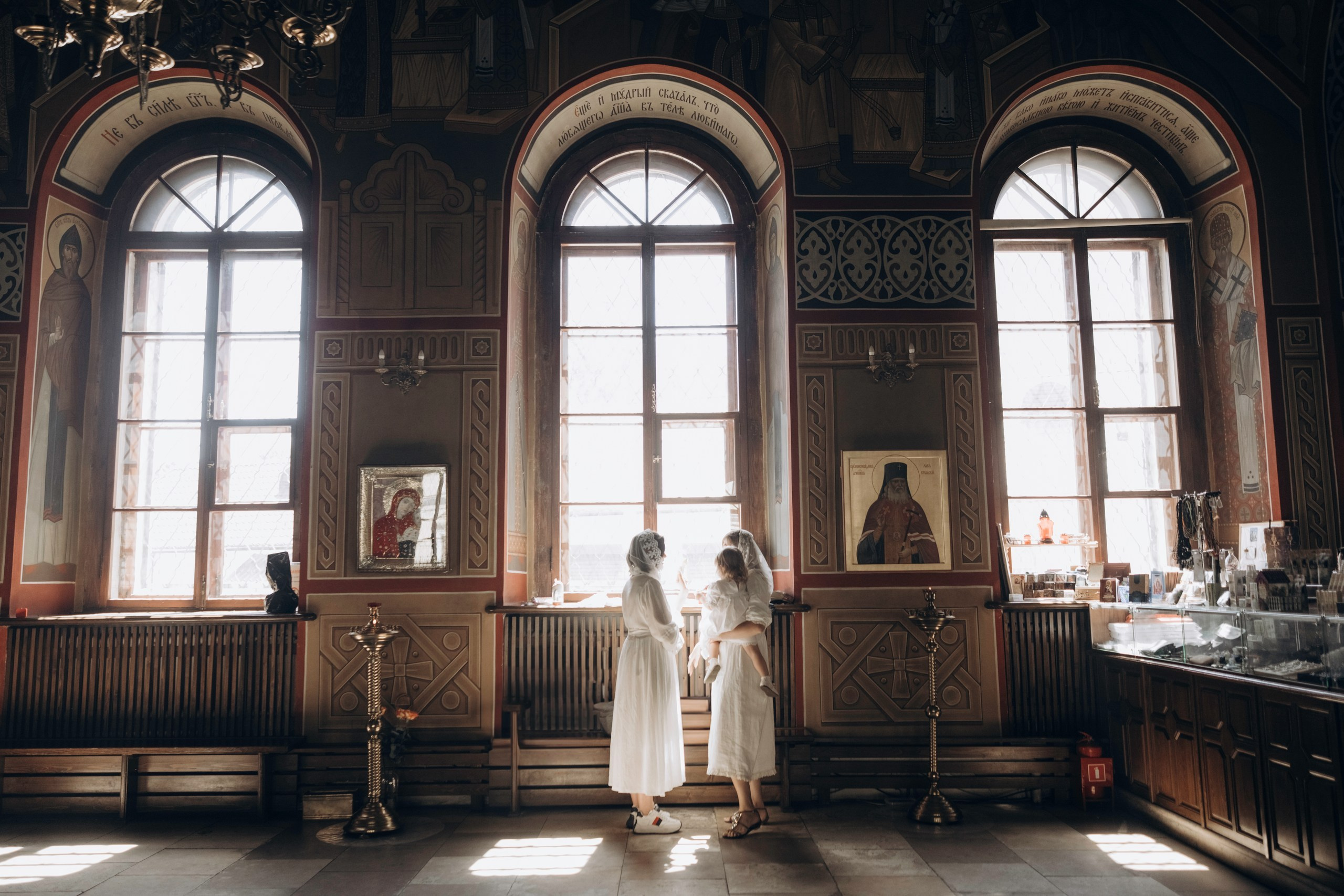 Крещение в храме Николая Чудотворца. Фотограф Светлана Мерзлякова