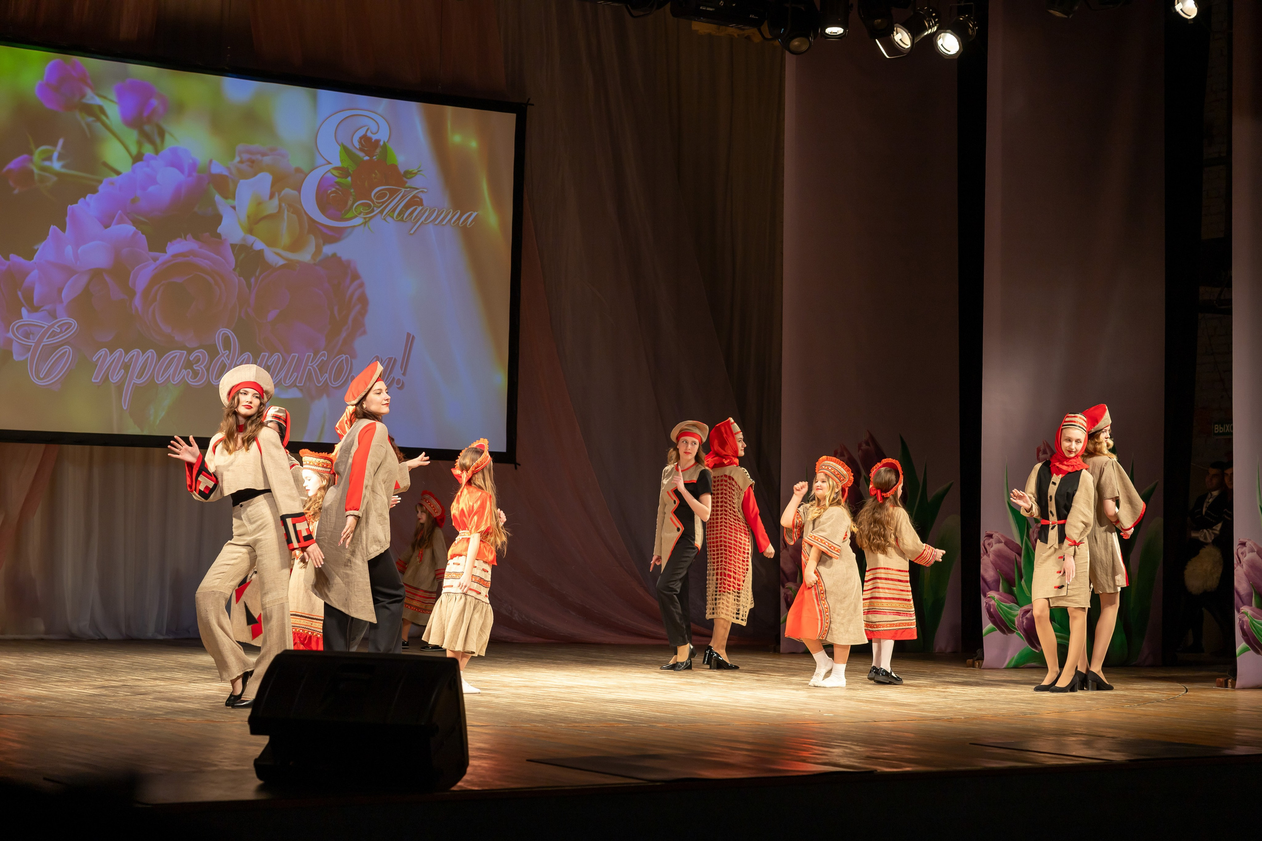 Концерт к 8 марта. Фотограф в Серпухове Наталья Руденко