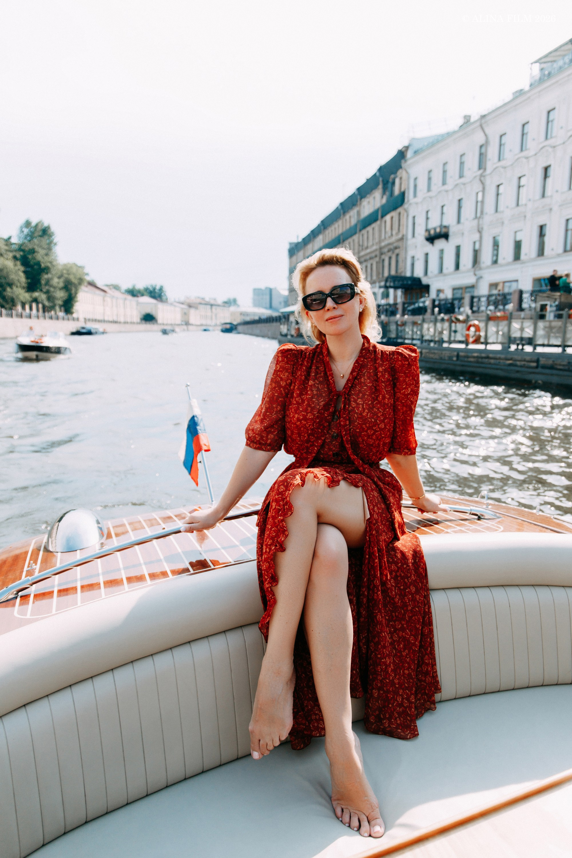 Фотосессия на катере. Фотограф в Санкт-Петербурге Alina Film