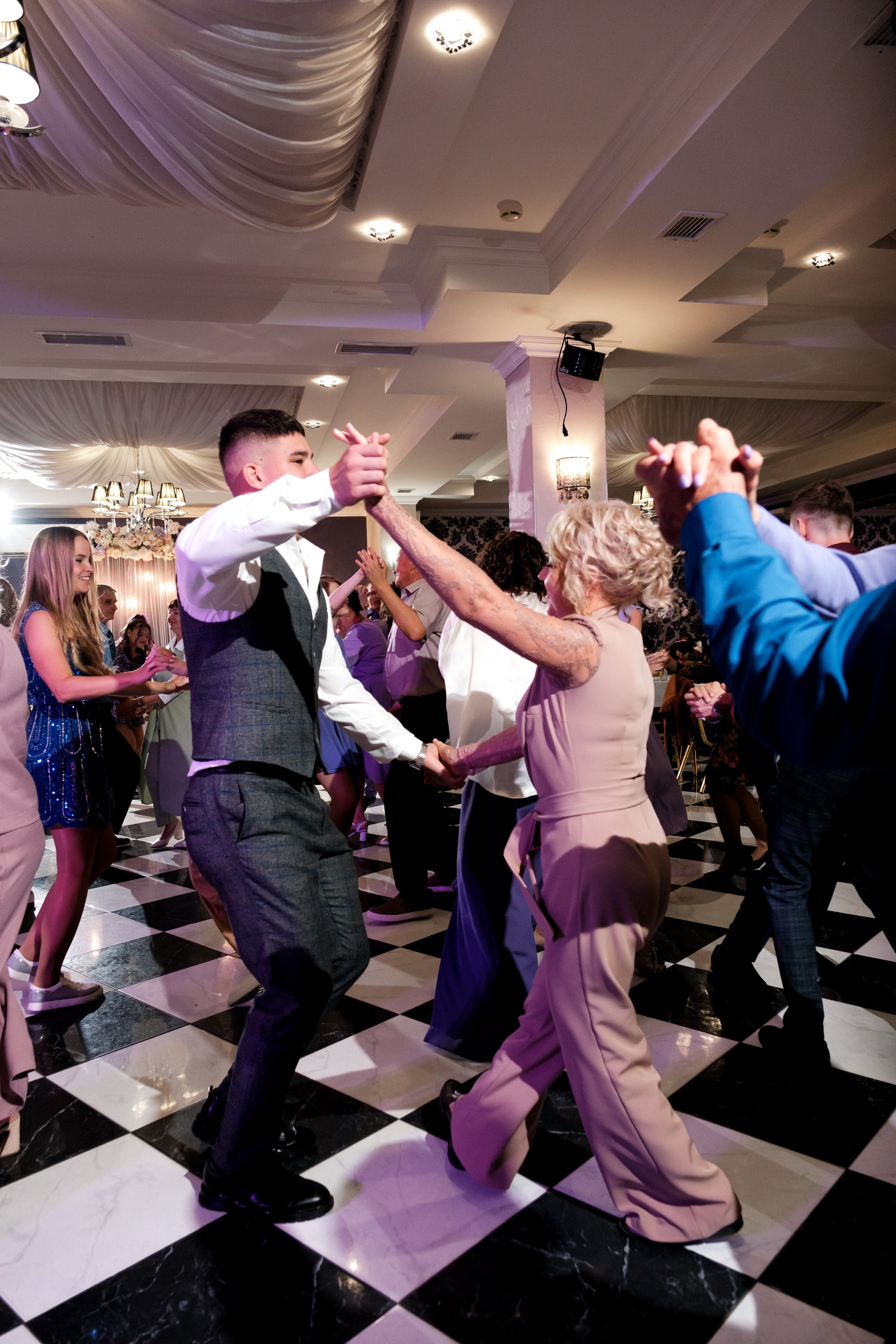 Свадебная фотосессия Волгоград. Свадебный и семейный фотограф в Волгограде Кристина Иванова