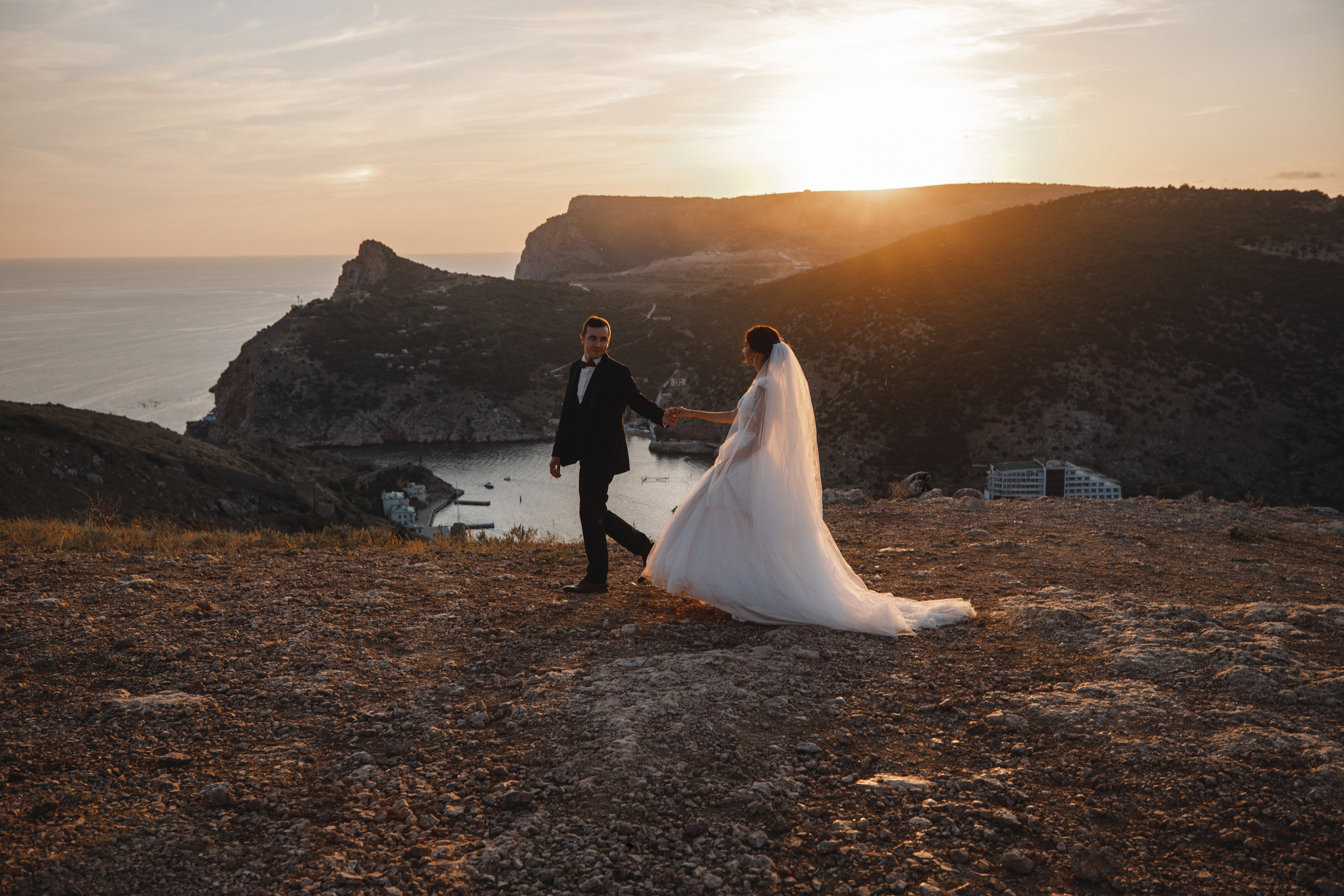 Лиля и Саша фотосессия в Крыму после свадьбы в отдельный день (анонс). Свадебный фотограф в Крыму и Севастополе — Белов Виталий