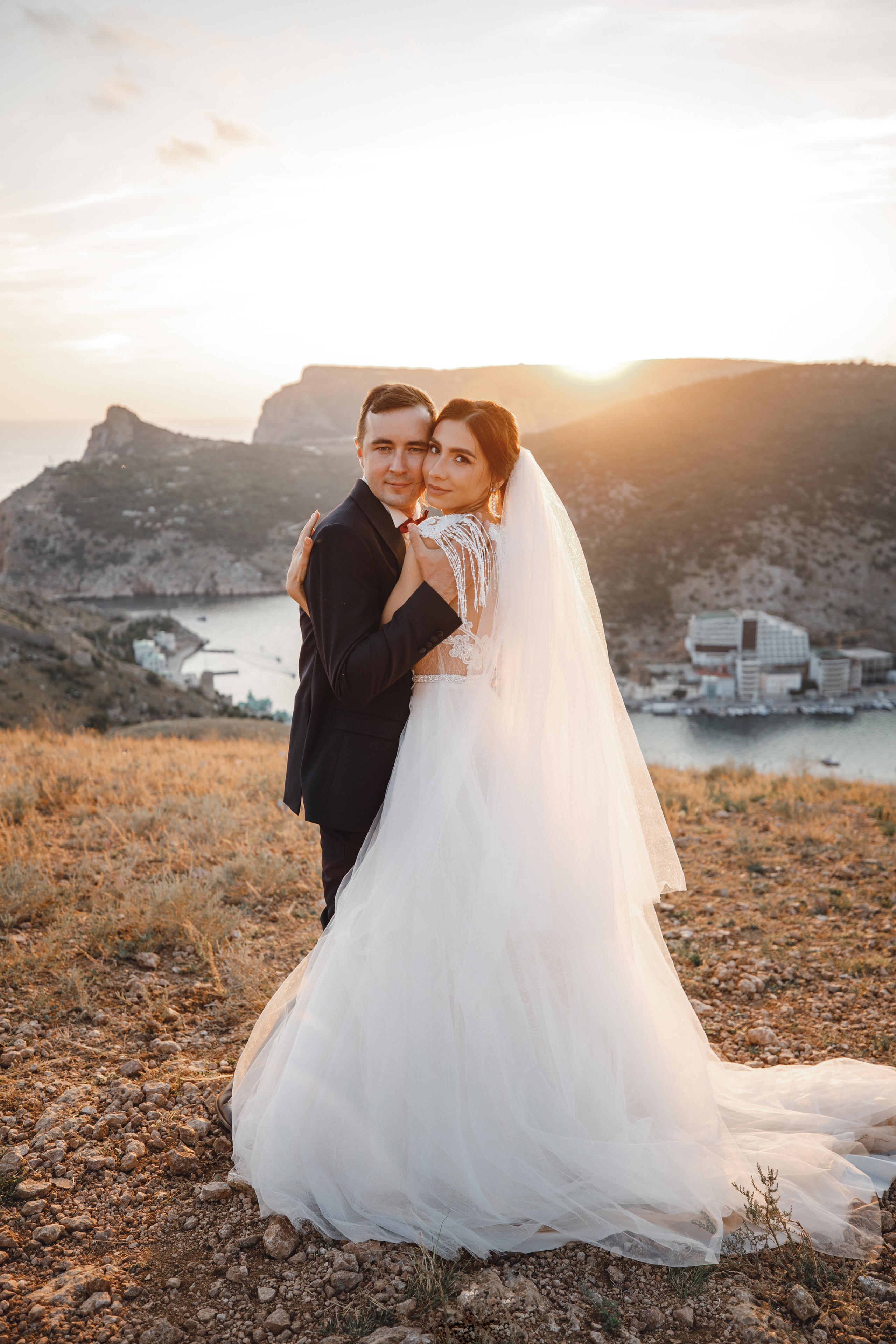 Лиля и Саша фотосессия в Крыму после свадьбы в отдельный день (анонс). Свадебный фотограф в Крыму и Севастополе — Белов Виталий