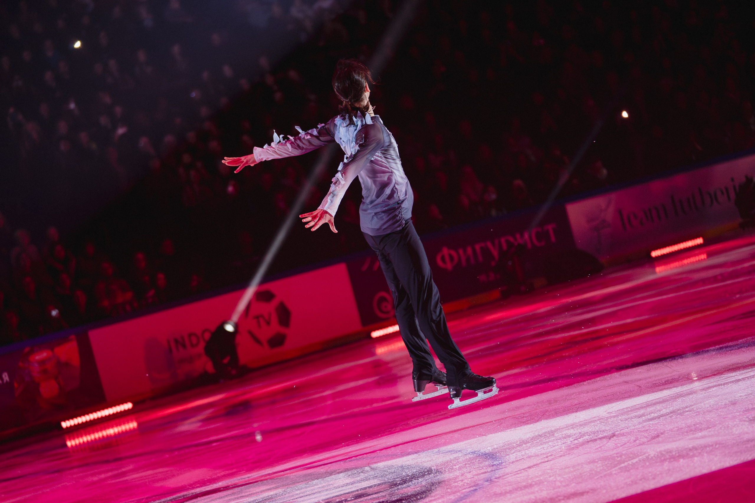 Шоу Этери Тутберидзе в Новосибирске. Воробьева Ксения — Спортивный и танцевальный фотограф Новосибирск