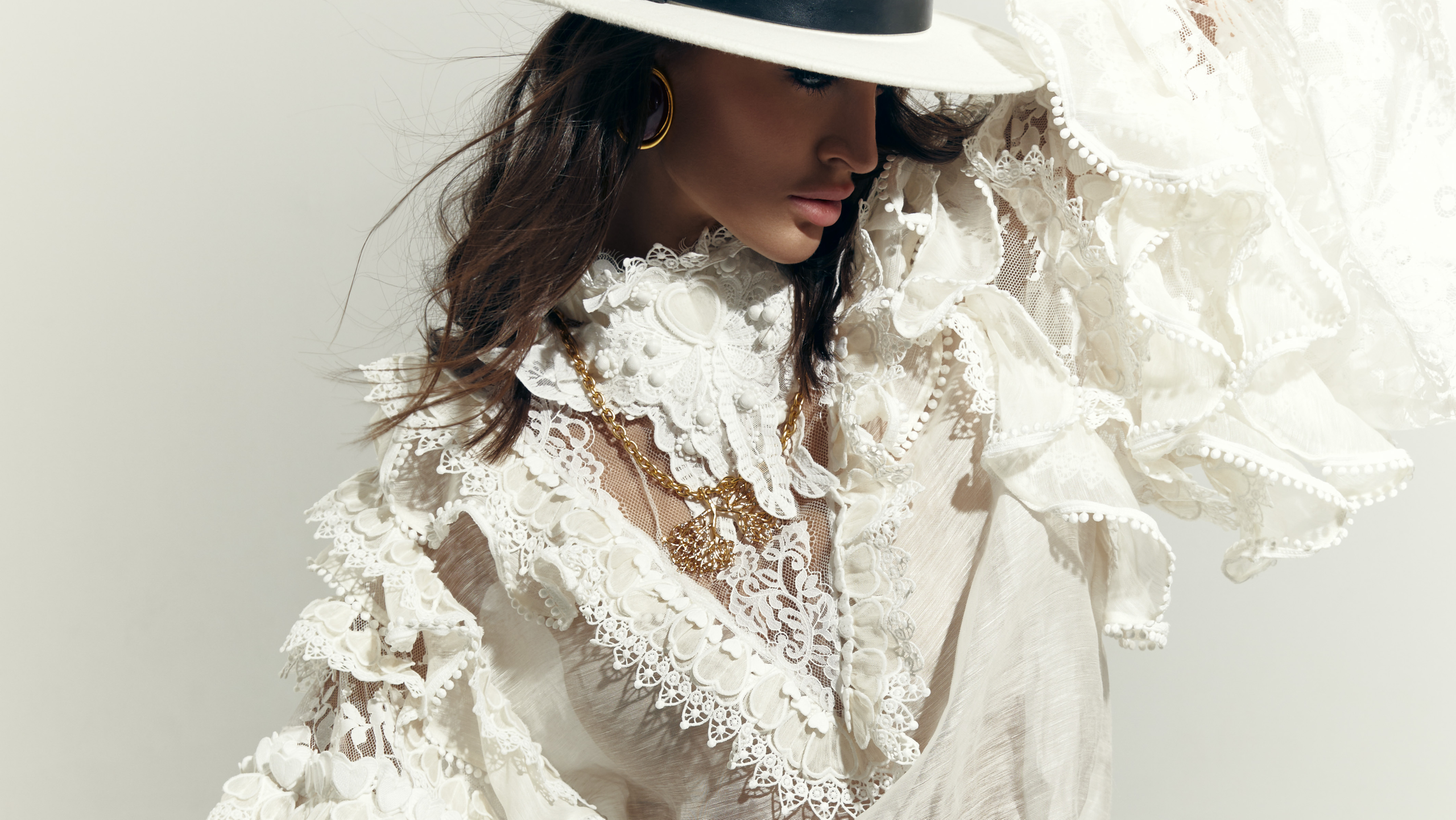 Фотограф для брендов одежды и маркетплейсов в Москве