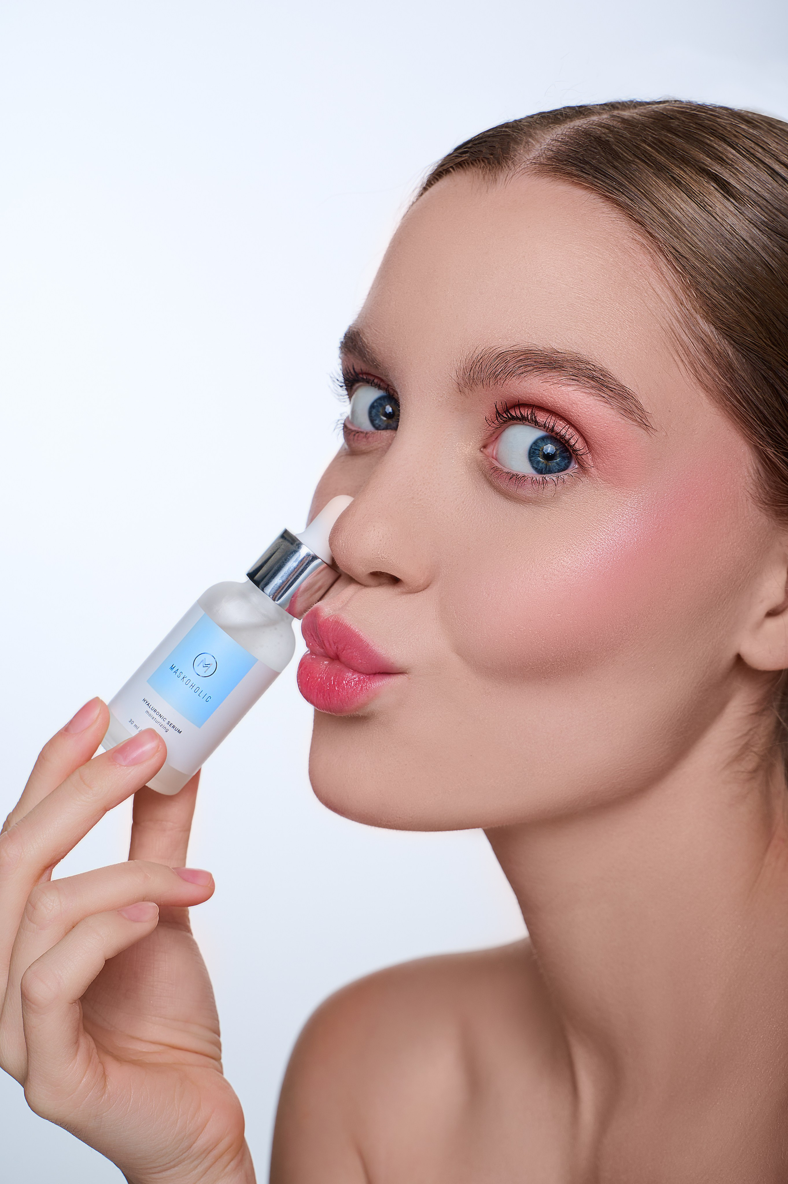 фотосессия для бренда косметики, съемка брендов, съемка каталога, съемка для маркетплейсов, фотограф Минск, фотограф Беларусь, съемка для брендов, косметика Минск, съемка продукта, фотографии продукта, фотографии косметического бренда, косметический бренд, модель для бьюти съемки, бьюти съемка, фотосессия Беларусь, ретушь, бьюти ретушь, ретушер Минск. 