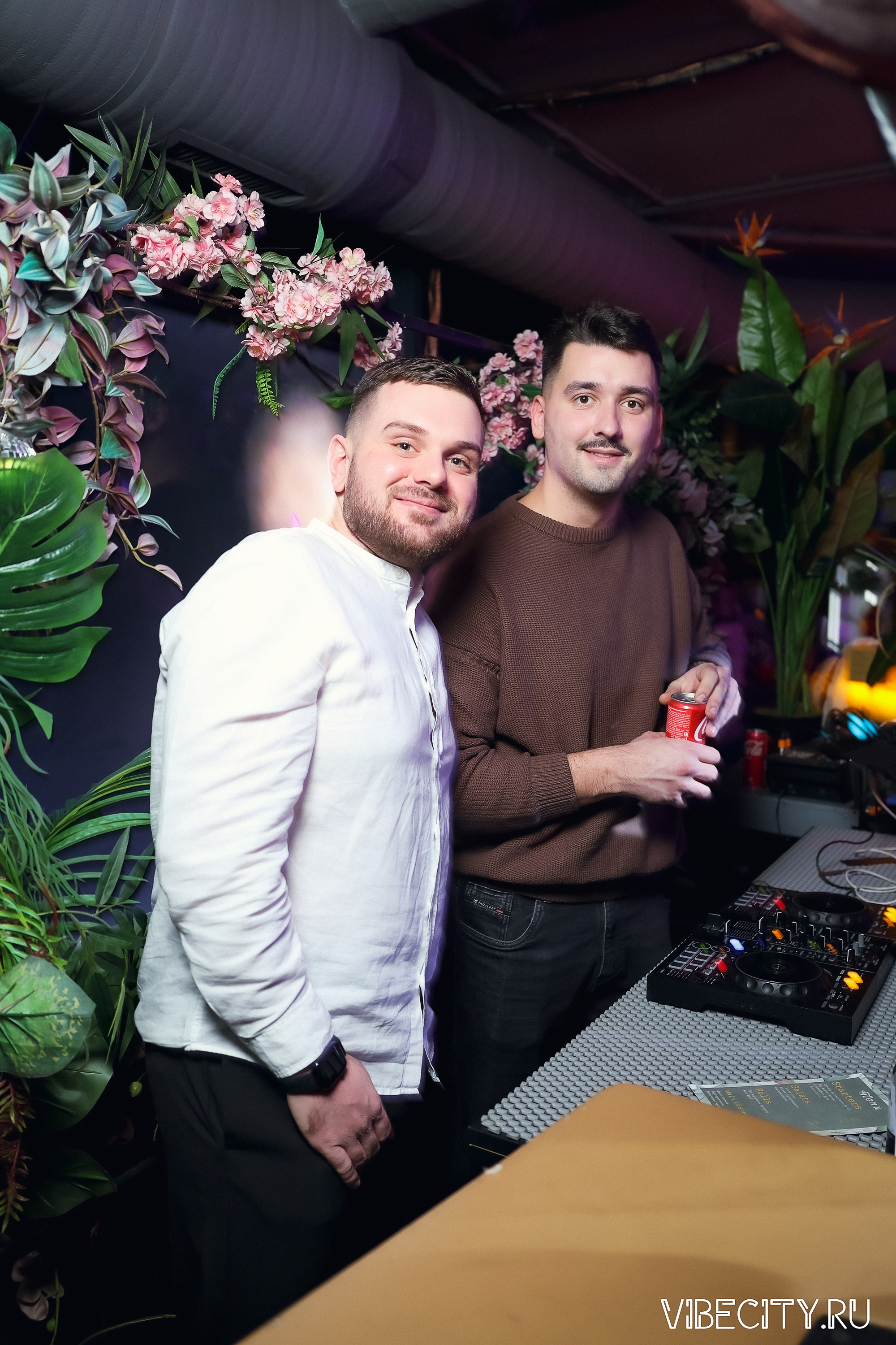 DOUBLE U. VIBECITY.RU Вайб Сити Ру Фоторепортажи Фотоотчеты Калининград