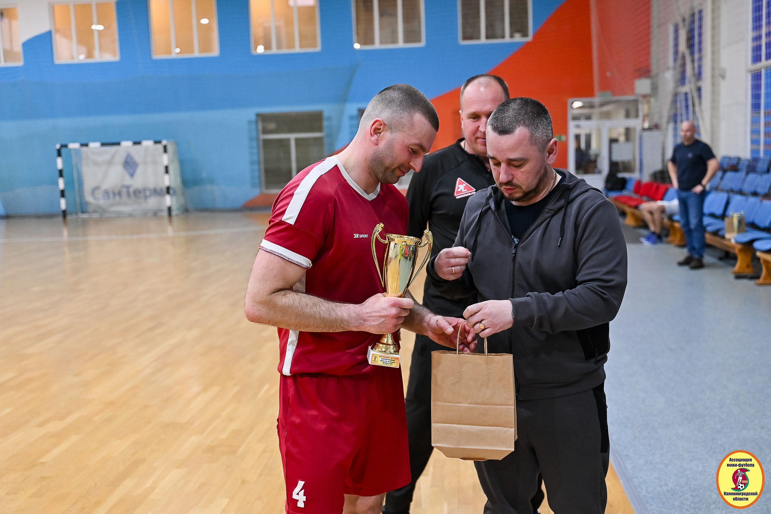 Корпоративная Бизнес Лига по футзалу — Весна 2026. VIBECITY.RU Вайб Сити Ру Фоторепортажи Фотоотчеты Калининград