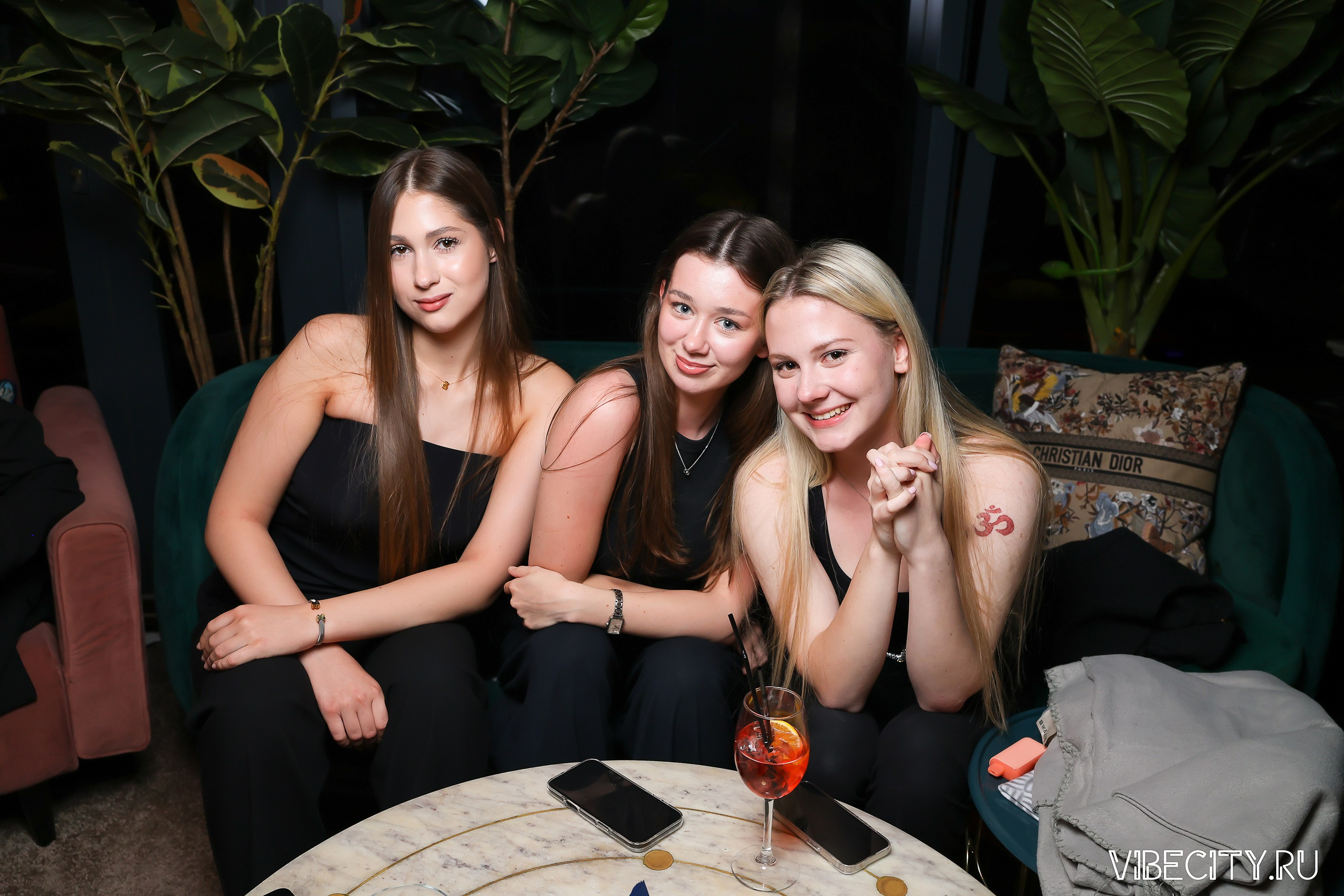 DOUBLE U. VIBECITY.RU Вайб Сити Ру Фоторепортажи Фотоотчеты Калининград