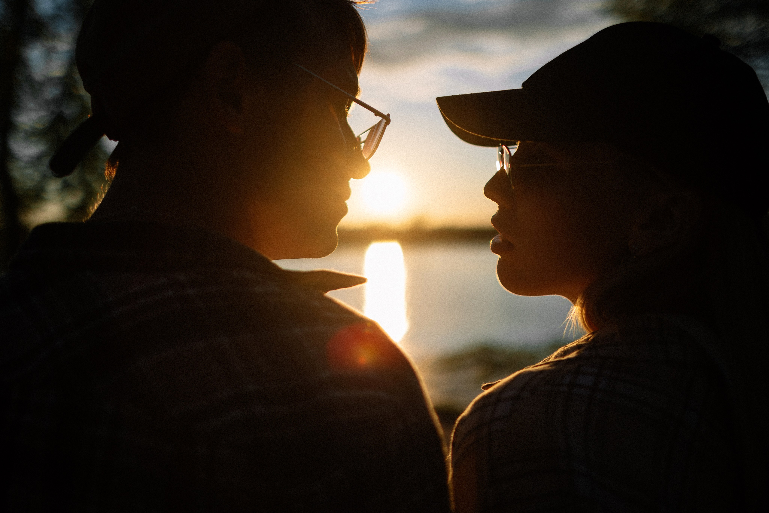 Love Story в Архангельске: Профессиональная съемка для пар с уникальным сюжетом