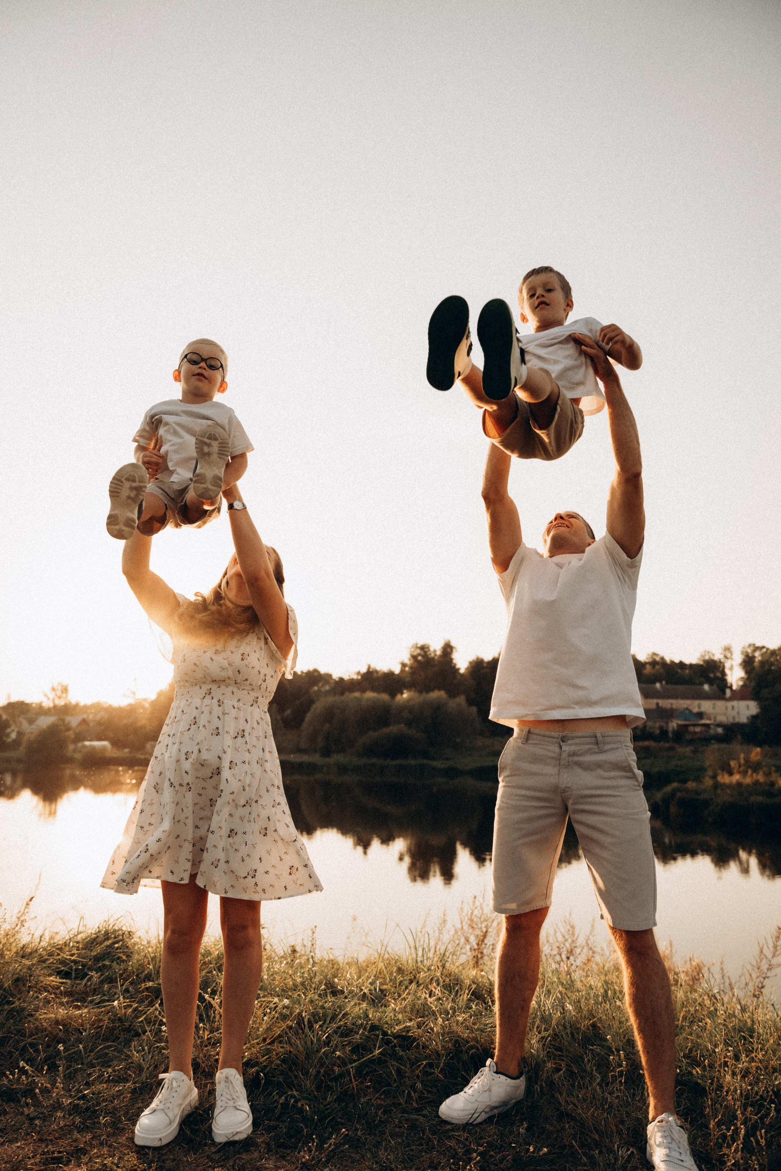 Марина, Саша, Максим и Дениска. Фотограф Мария Миллс | Минск