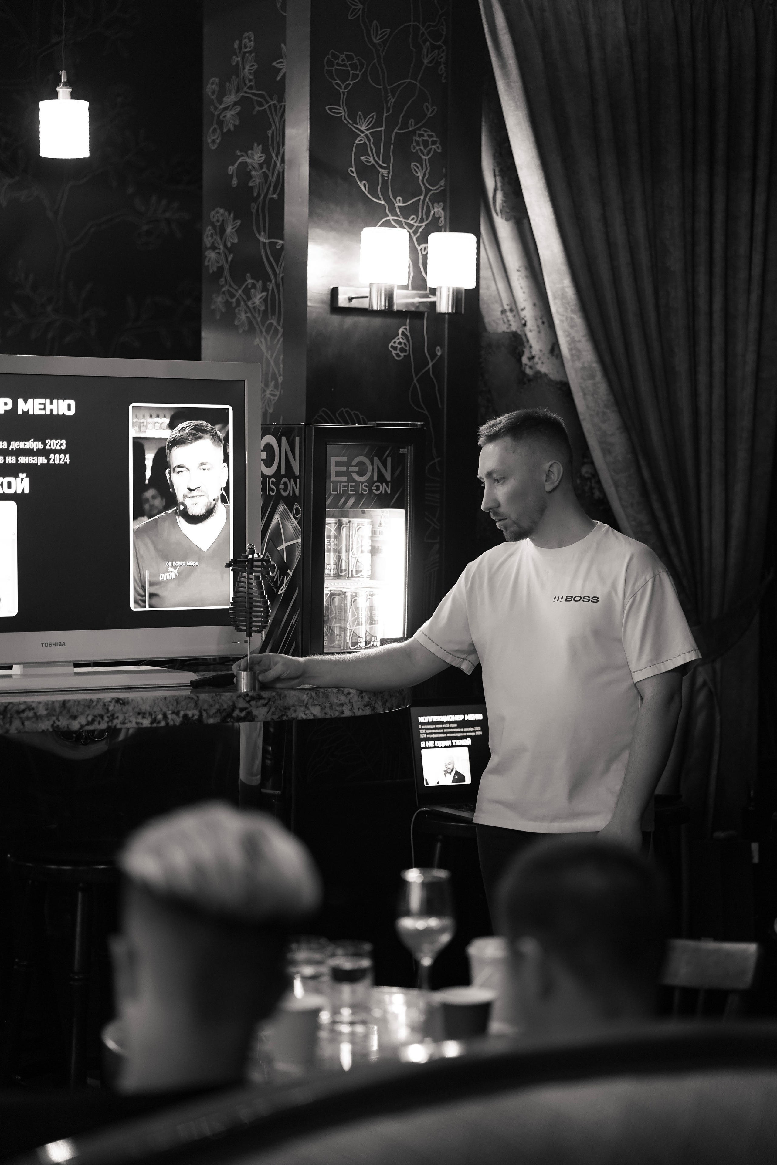 Bar Boss в «Детектив, где Вы?» (2024). Фотограф с психологическим образованием