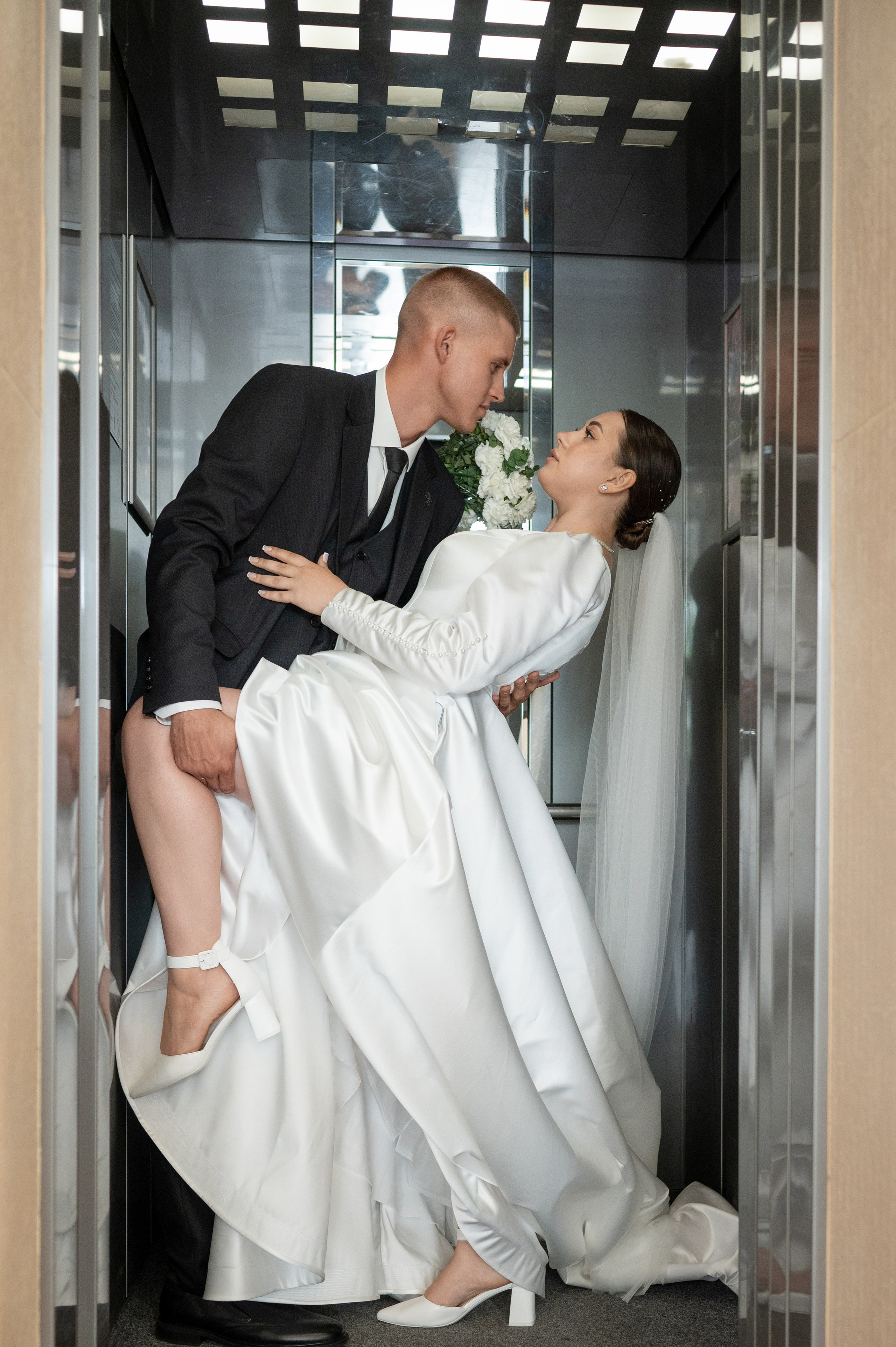 Свадебный фотограф и свадебный видеограф в Омске. Свадебный и портретный фотограф в Омске Матвей Краузе