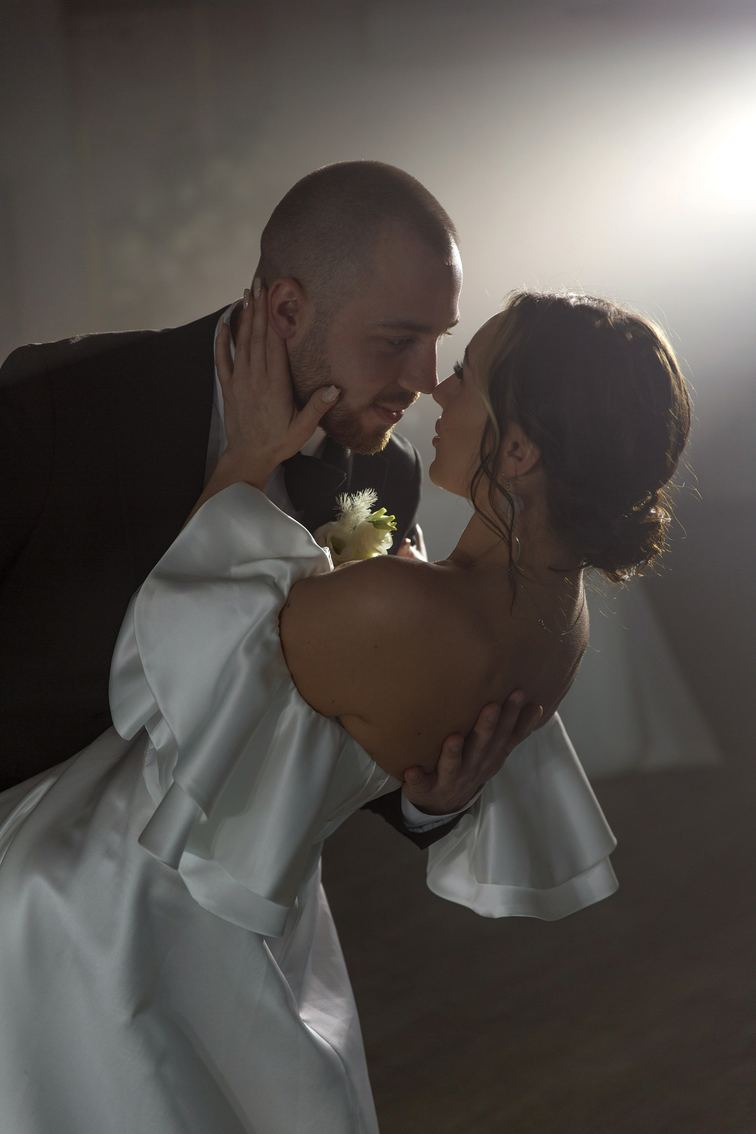 Свадебная фотосессия Дианы и Олега. Свадебный и портретный фотограф в Санкт-Петербурге Надежда Чечулина
