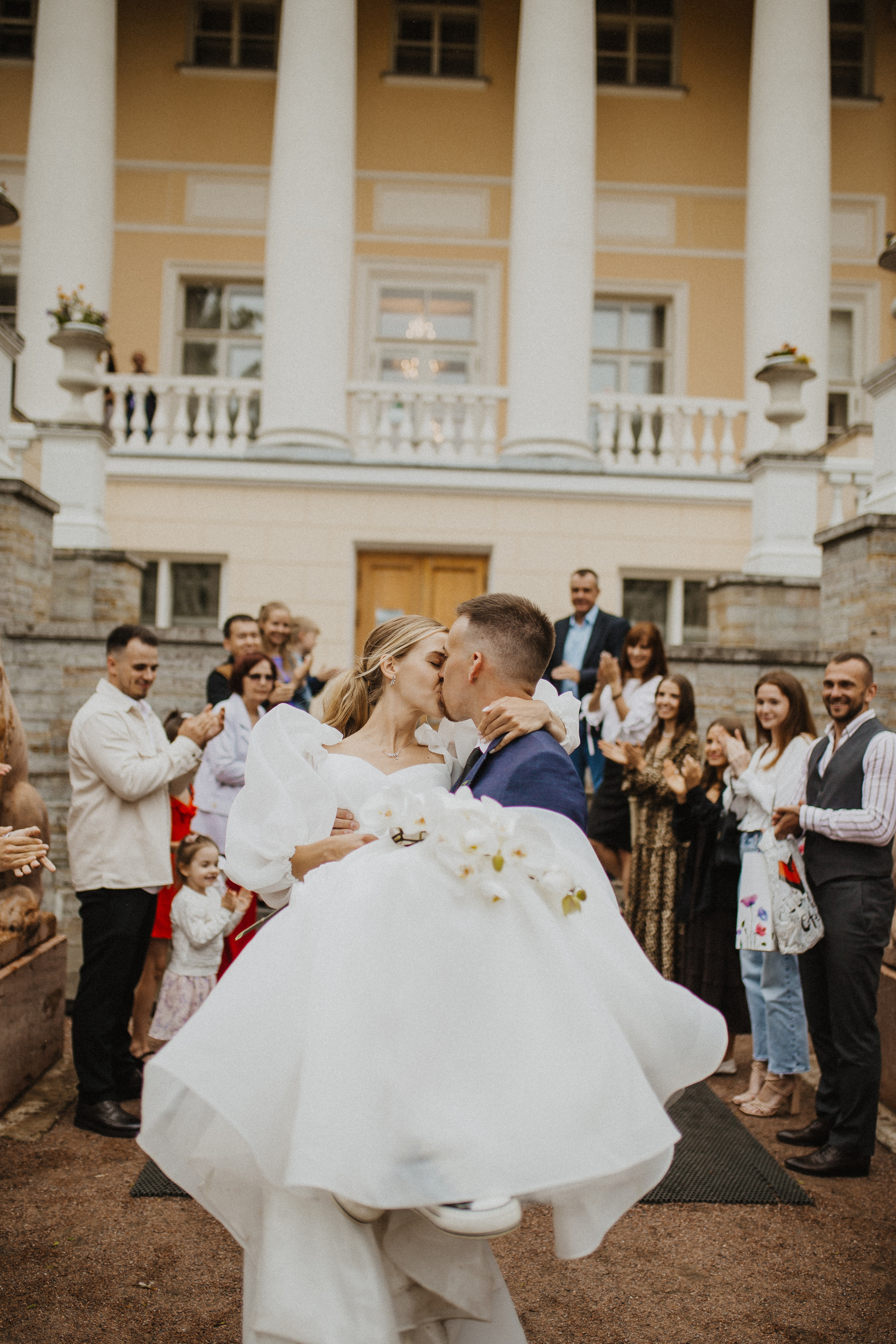Натали и Максим | Легкость касаний | Пушкин. Свадебный фотограф в Санкт-Петербурге Анастасия Селиванова