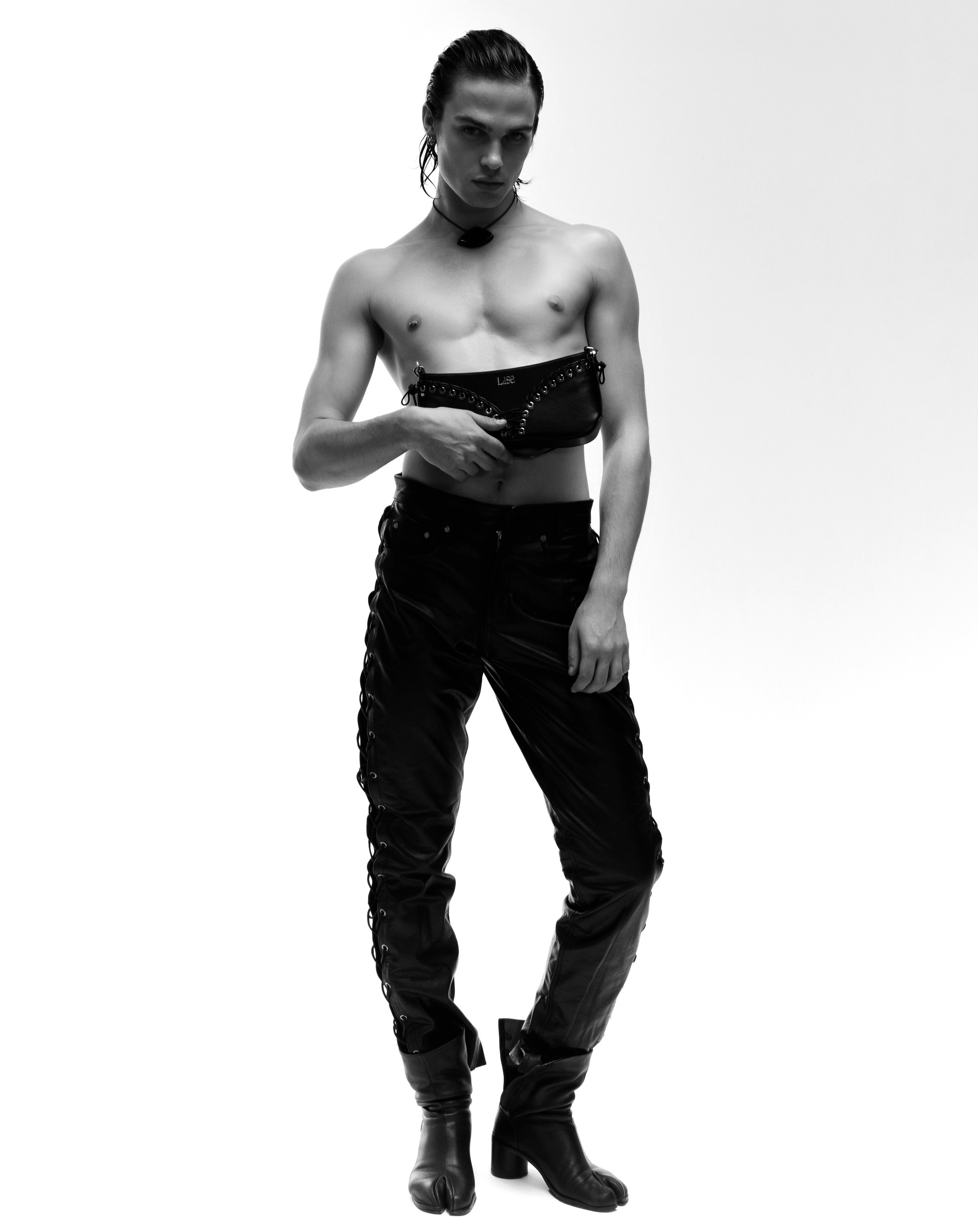 FASHION PHOTOGRAPHER