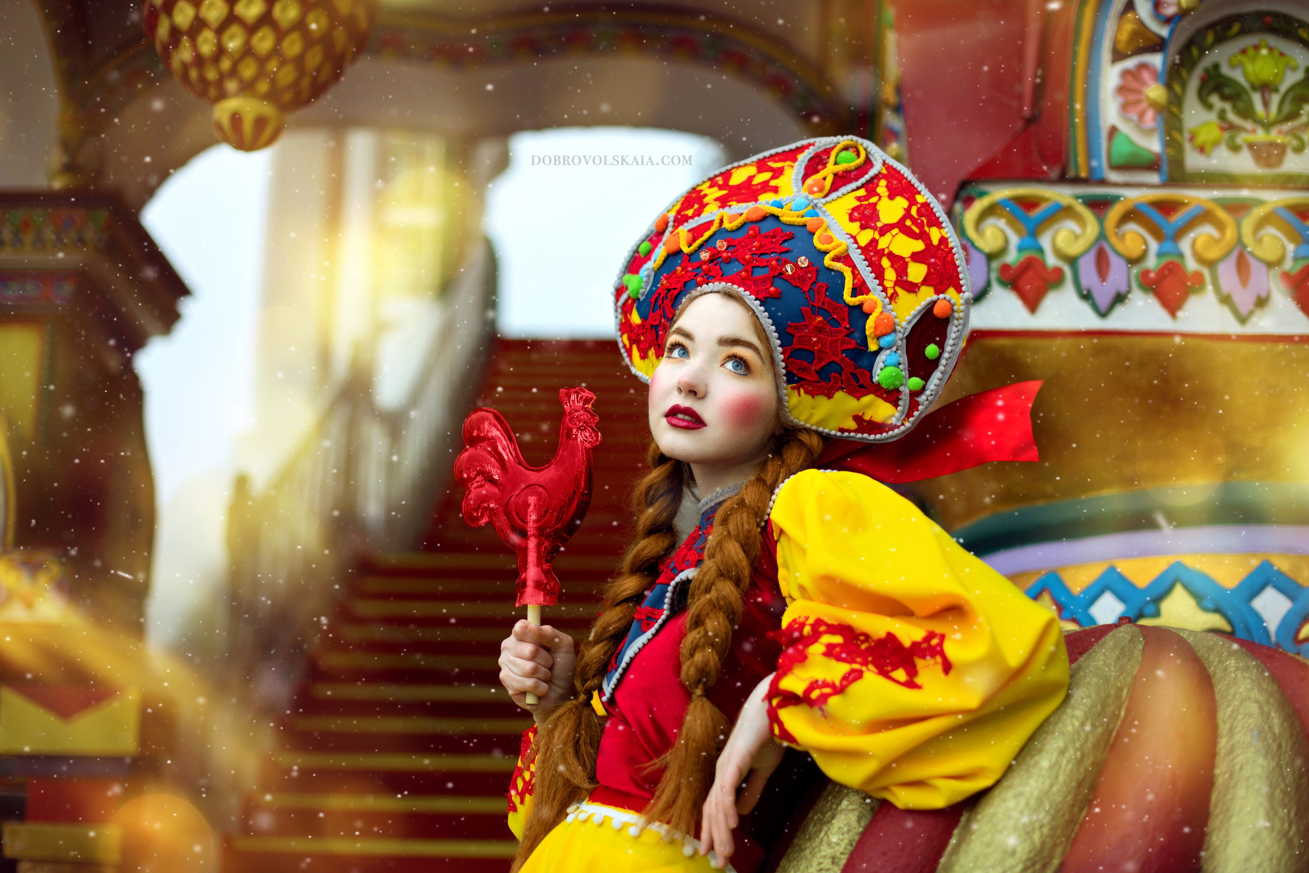 Контакты. Русские народные костюмы в Москве