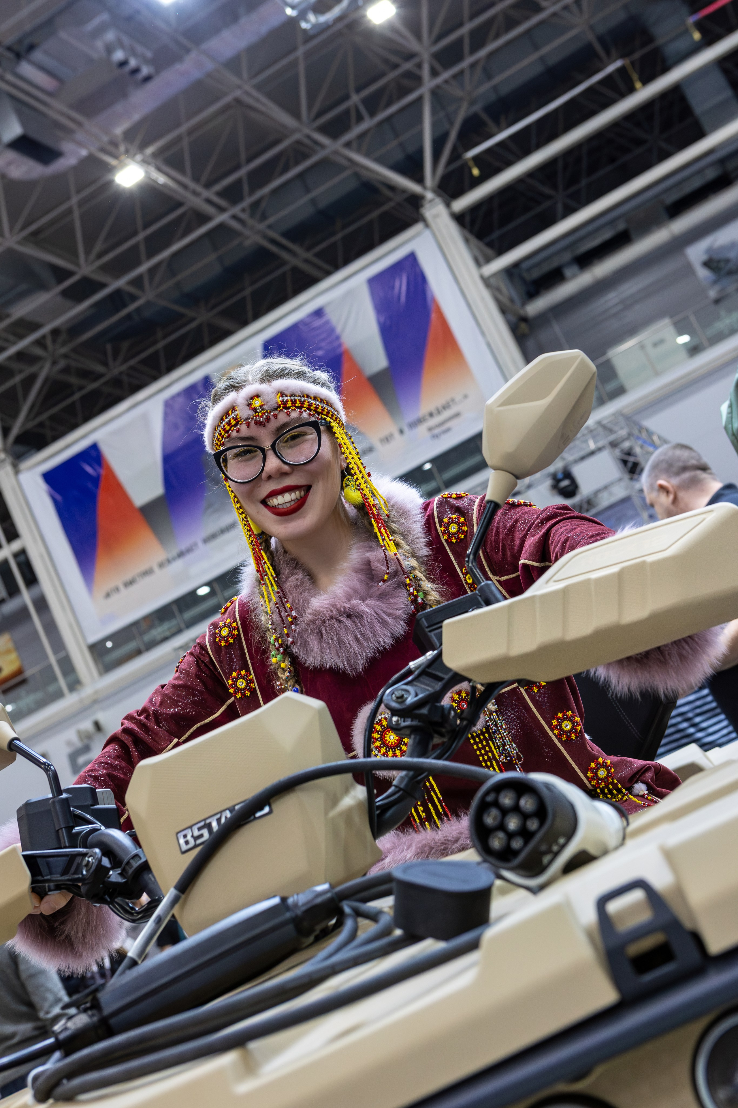 Стенд BSTABO. Reportage, studio, wedding, motorsport, commercial, photo shoot: Photographers Nikolai and Elena DvoTar