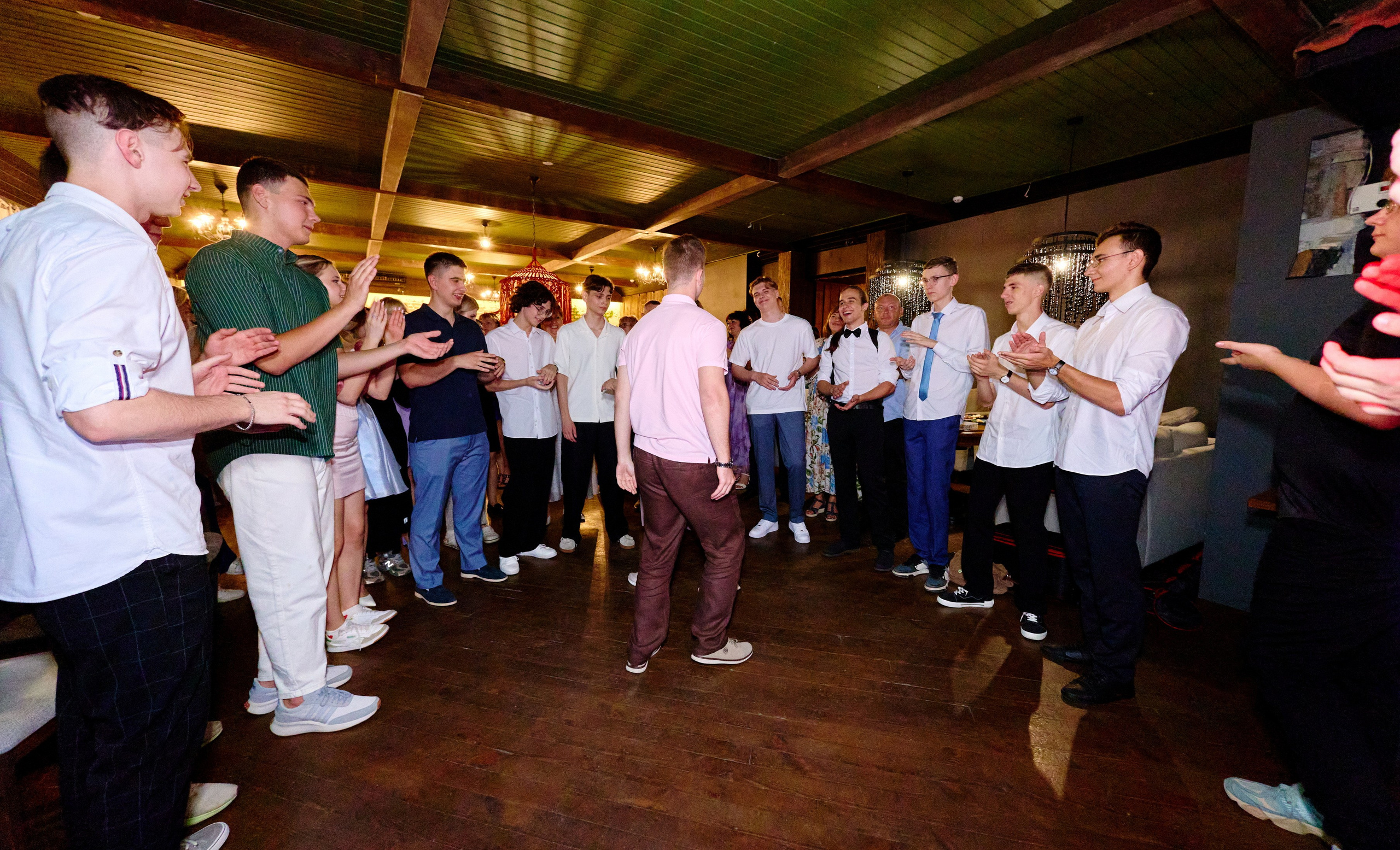 Выпускной 35 Сош. Фотограф Выпускные альбомы Таганрог Сергей Коробченко