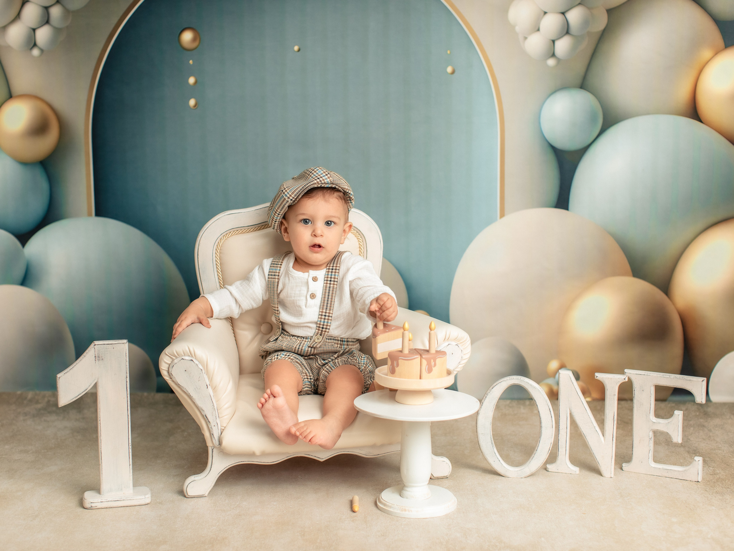 Малыш 5 — 18 месяцев. Фотограф новорождённых и детей до года на КМВ