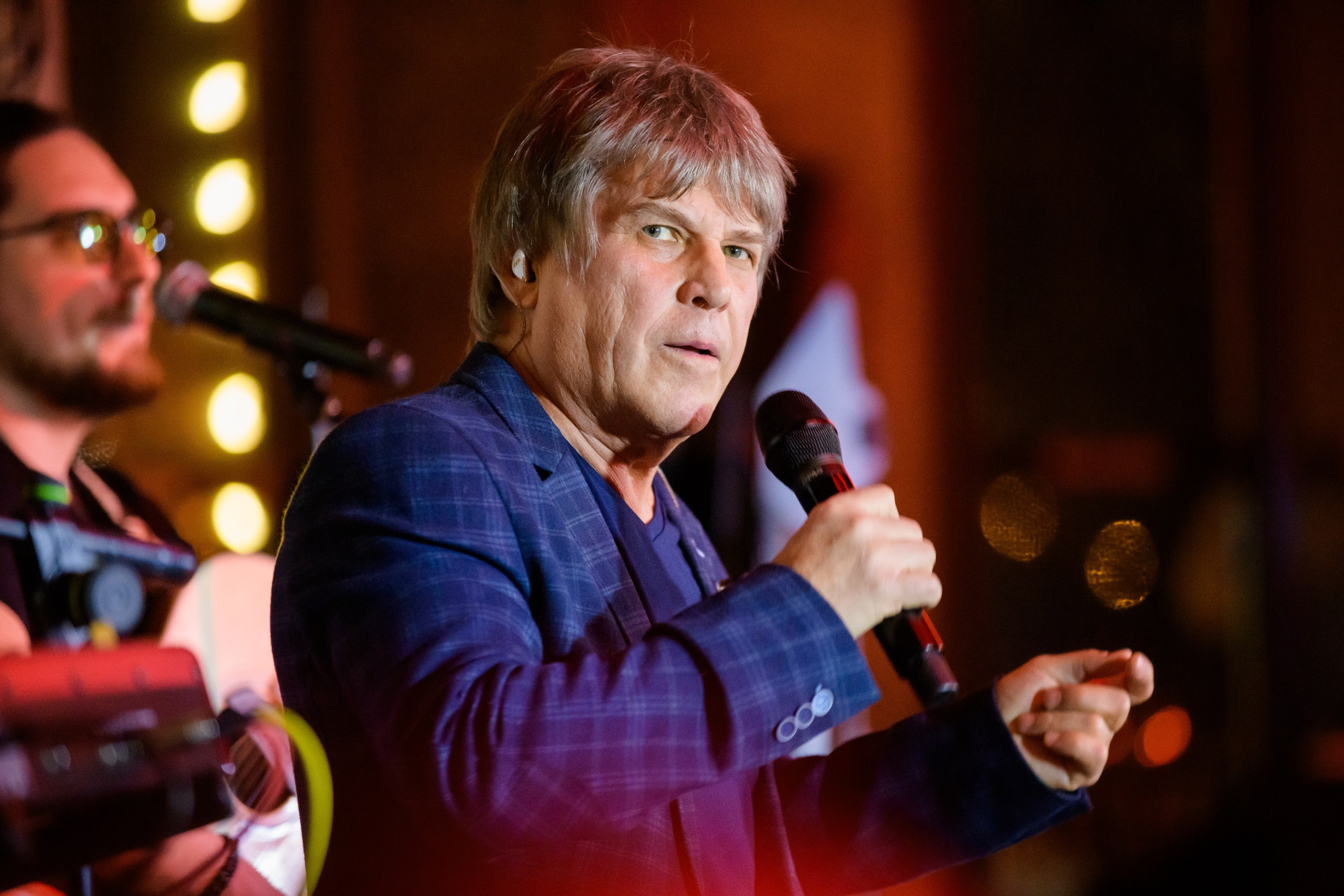 Люстра бар. Репортажный фотограф Сергей Дроздов