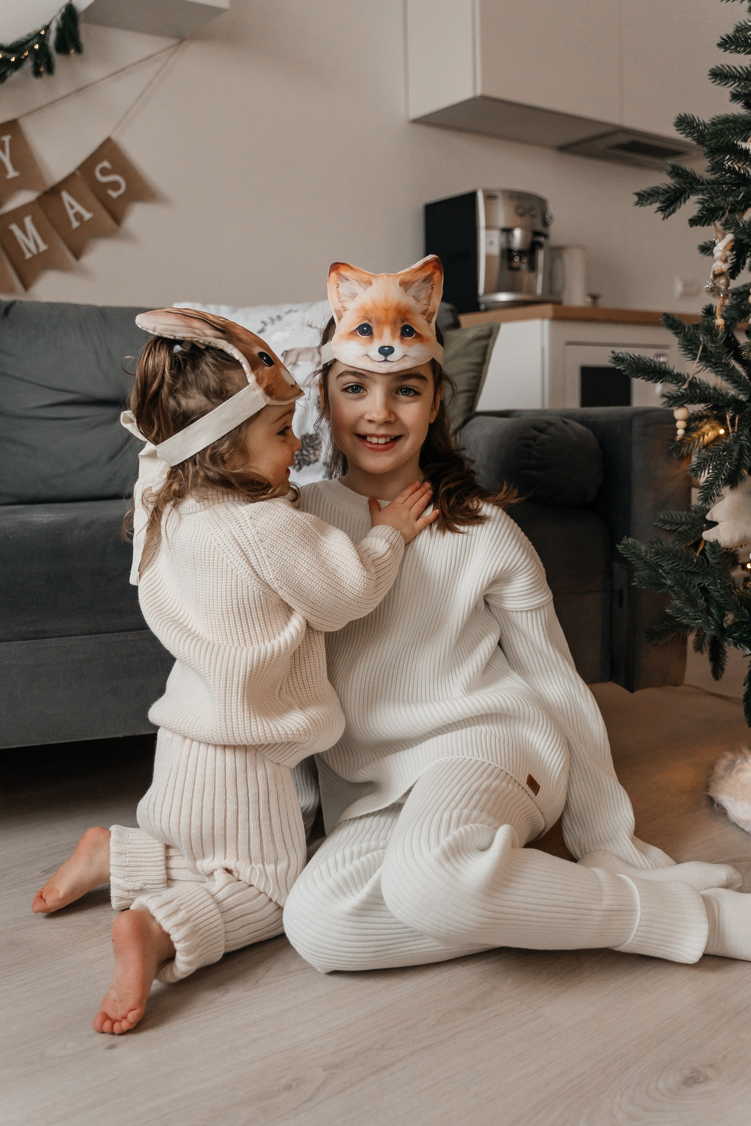 Максим, Катя, Лена и Ева. Волик Мария