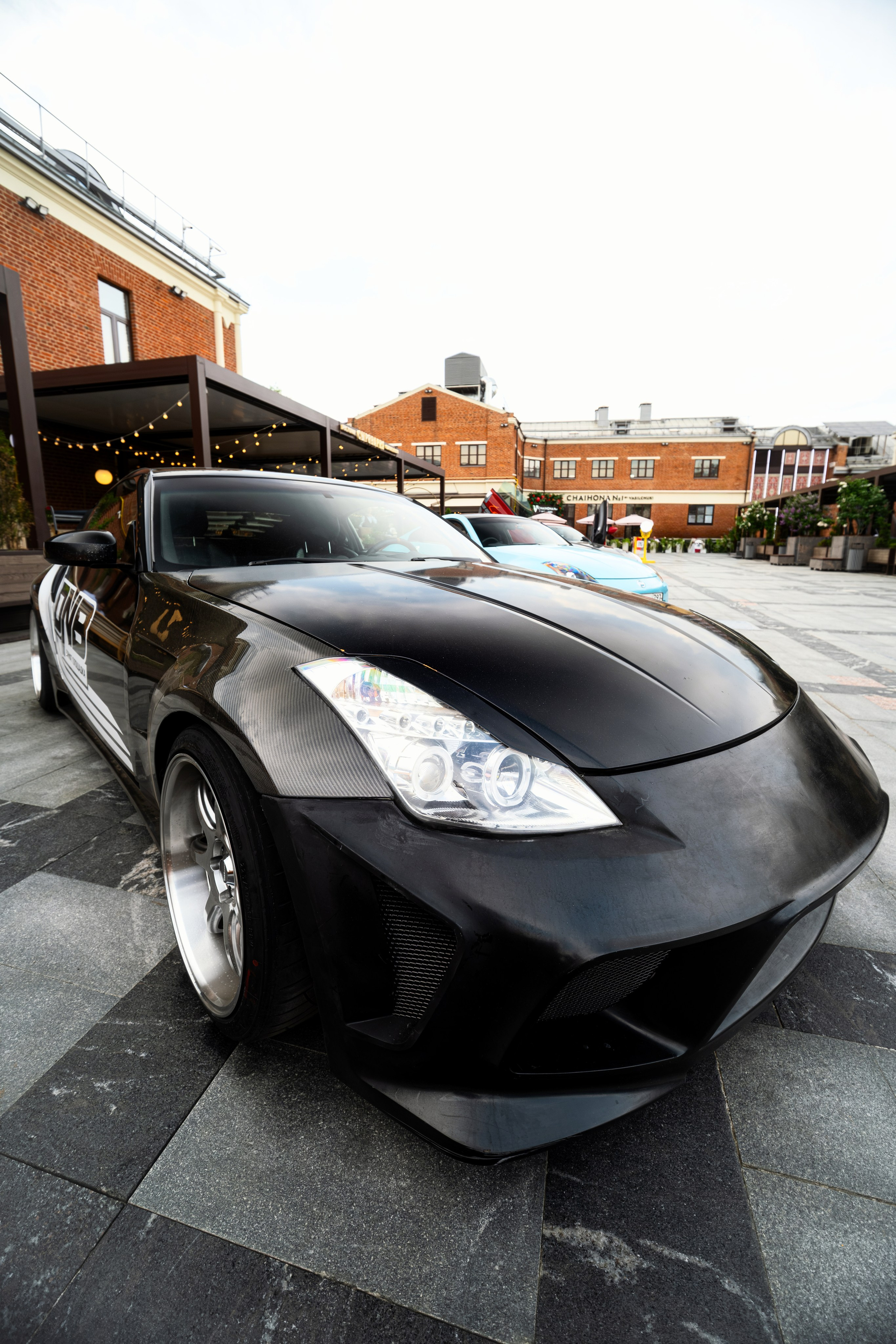 Автовыставка Nissan Z. Malenkyia