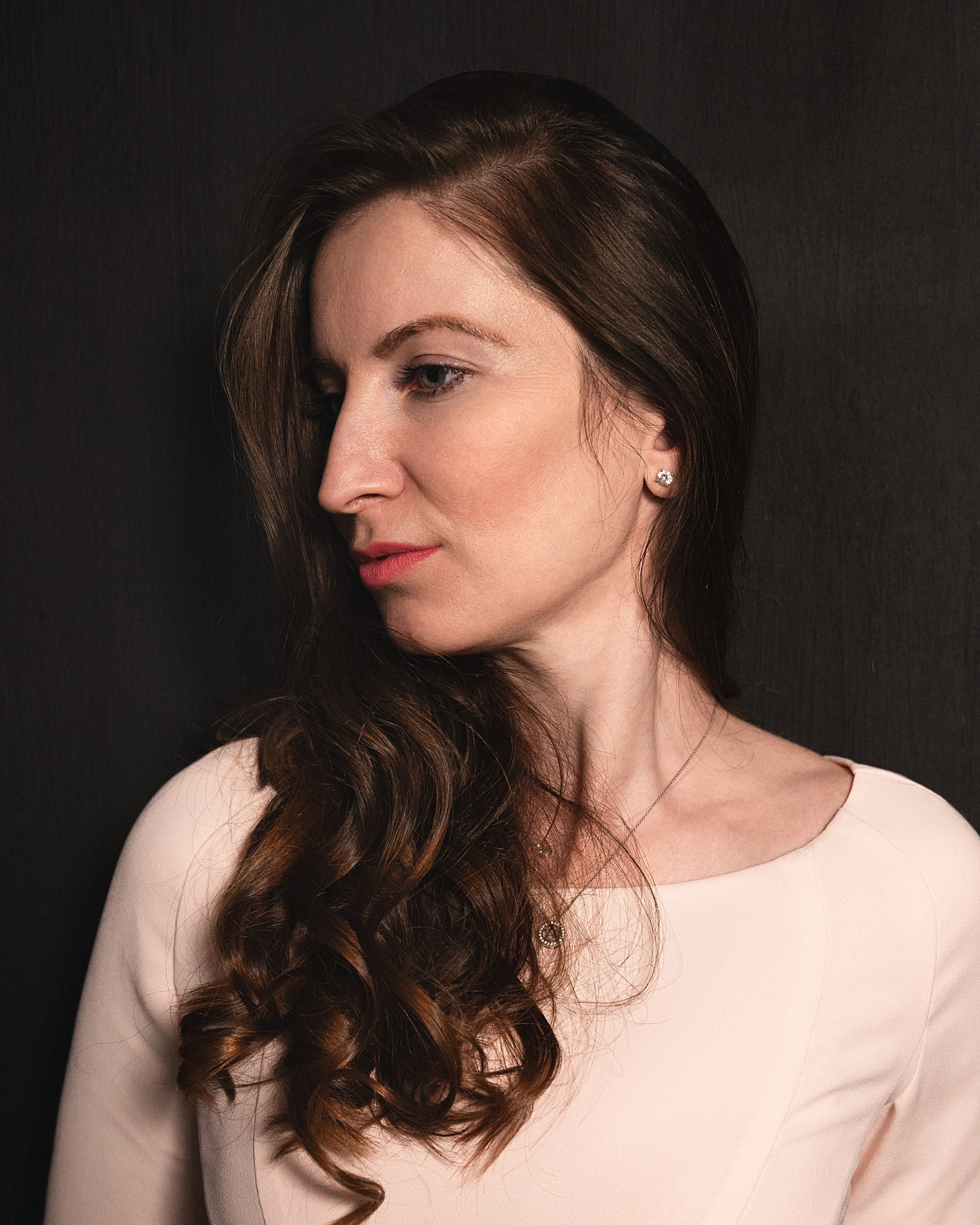 Женские портреты. Главная