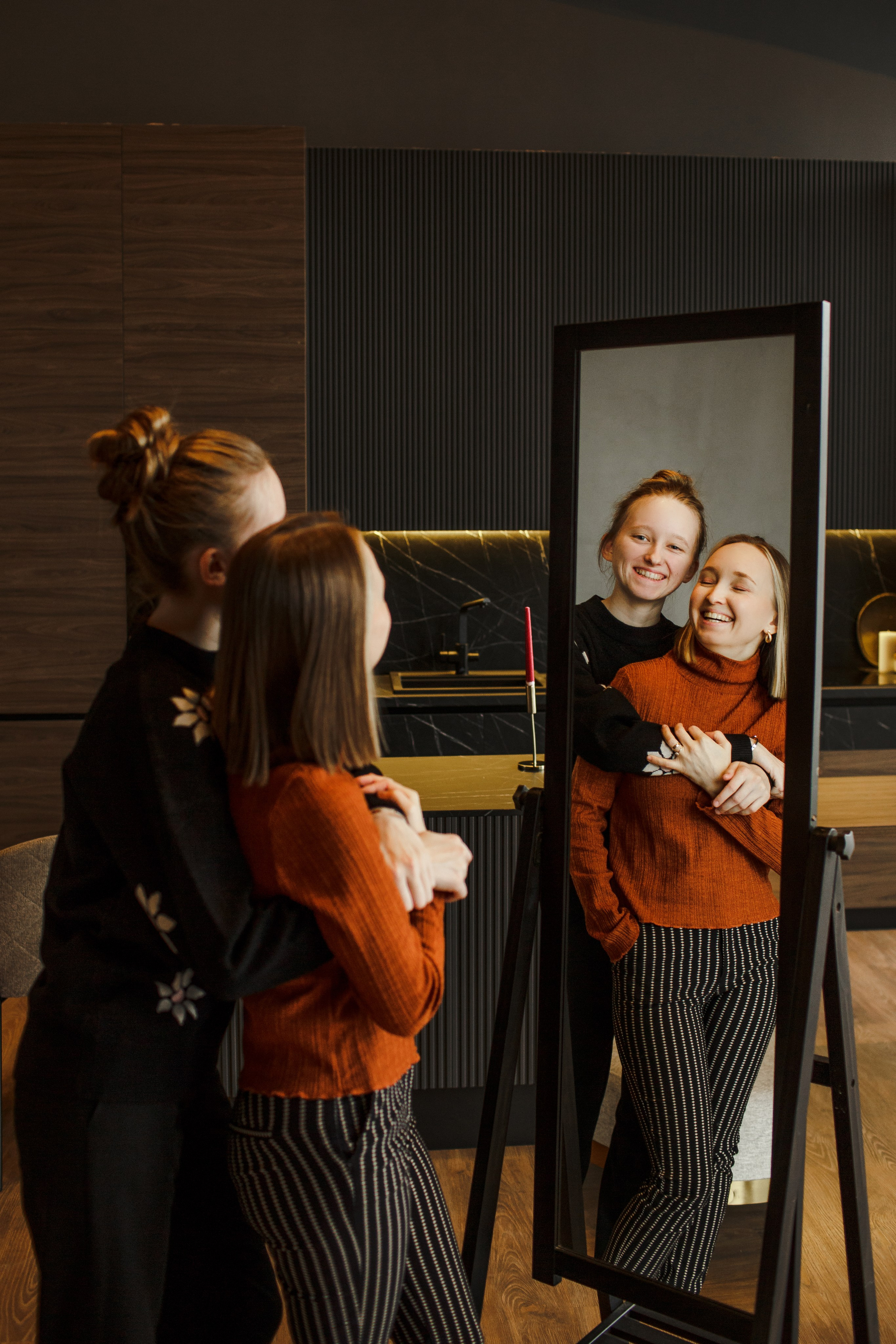 Семейная фотосессия в студии. Свадебный фотограф Кирилл Белый