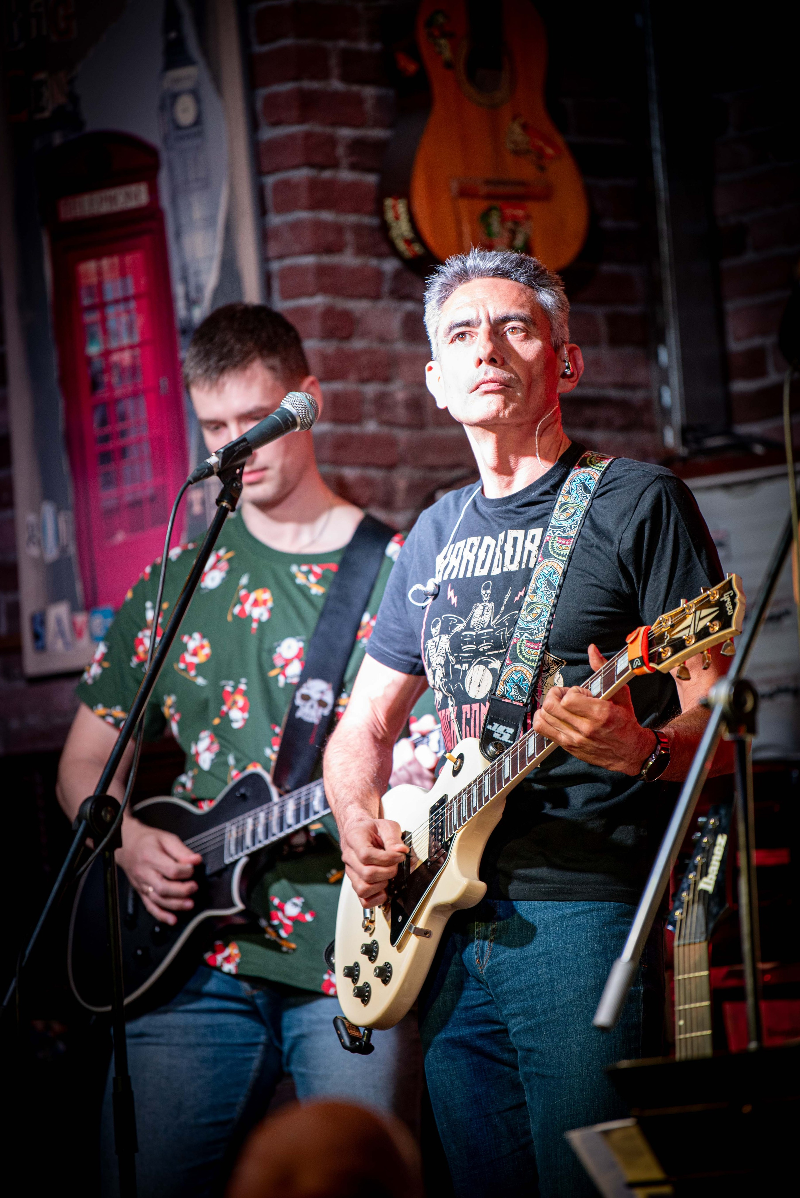 LifePub 16.12.2024. Московская кавер-группа BankBand