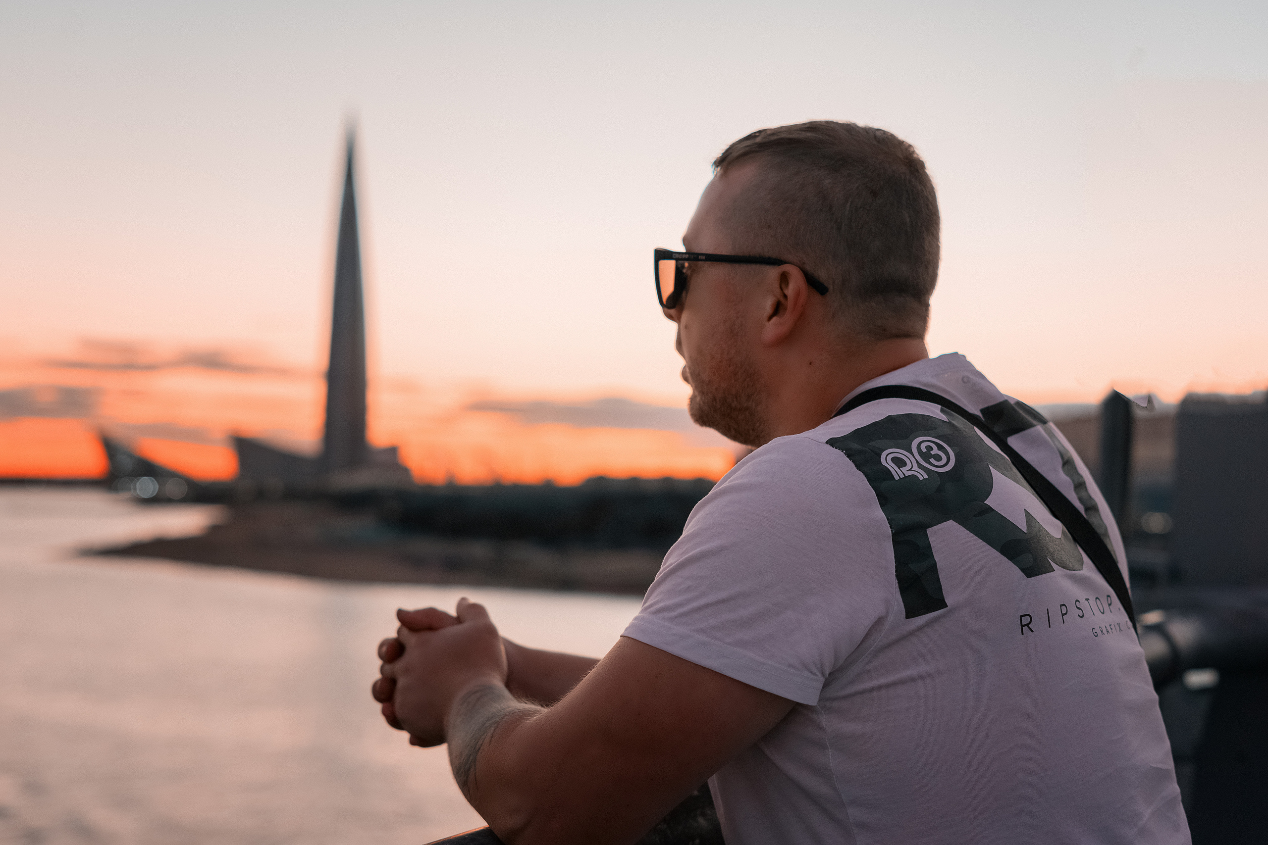 Контакты. Роман Шитиков —свадебный, семейный фотограф в Санкт-Петербурге